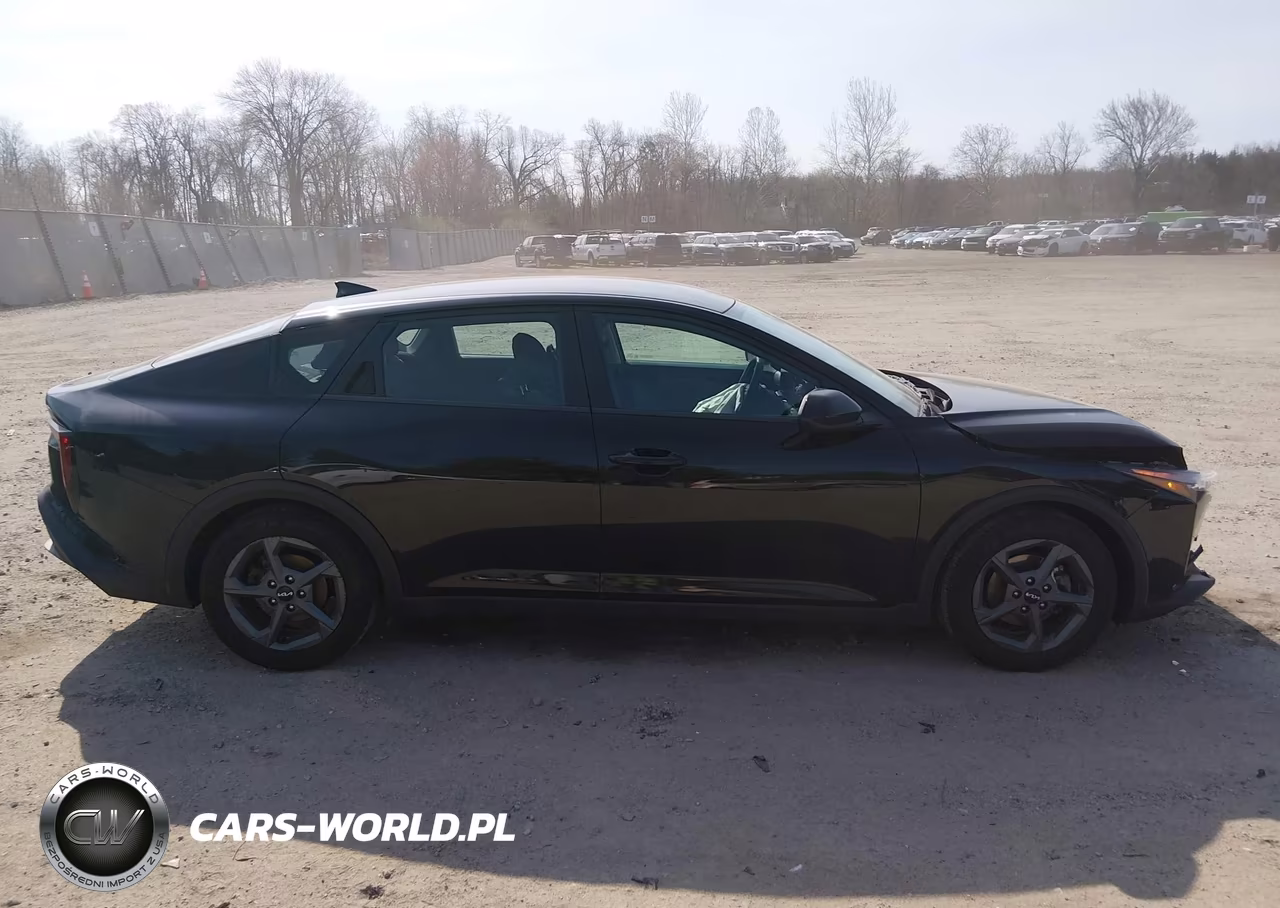 2025 Kia K4 Lxs VIN:3KPFT4DE6SE121494 - 13