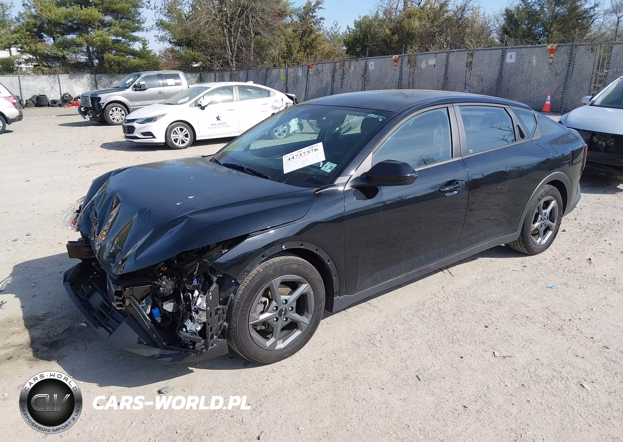 2025 Kia K4 Lxs VIN:3KPFT4DE6SE121494 - 2