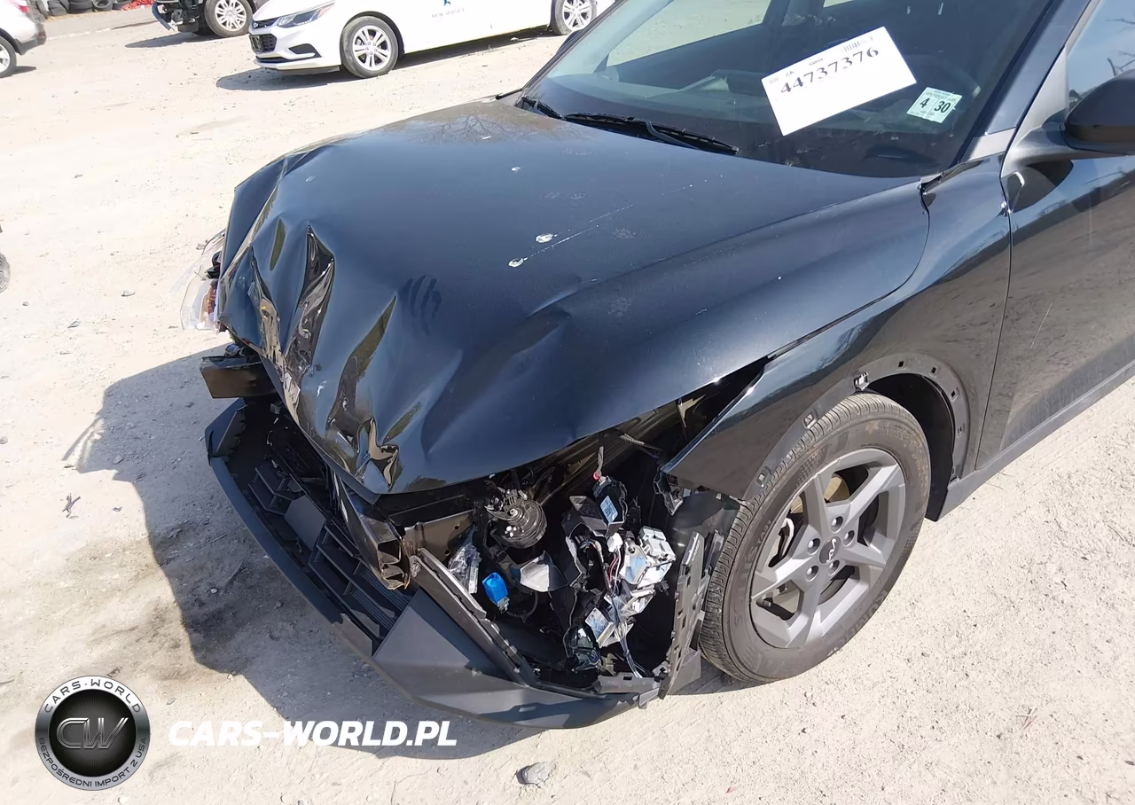 2025 Kia K4 Lxs VIN:3KPFT4DE6SE121494 - 6