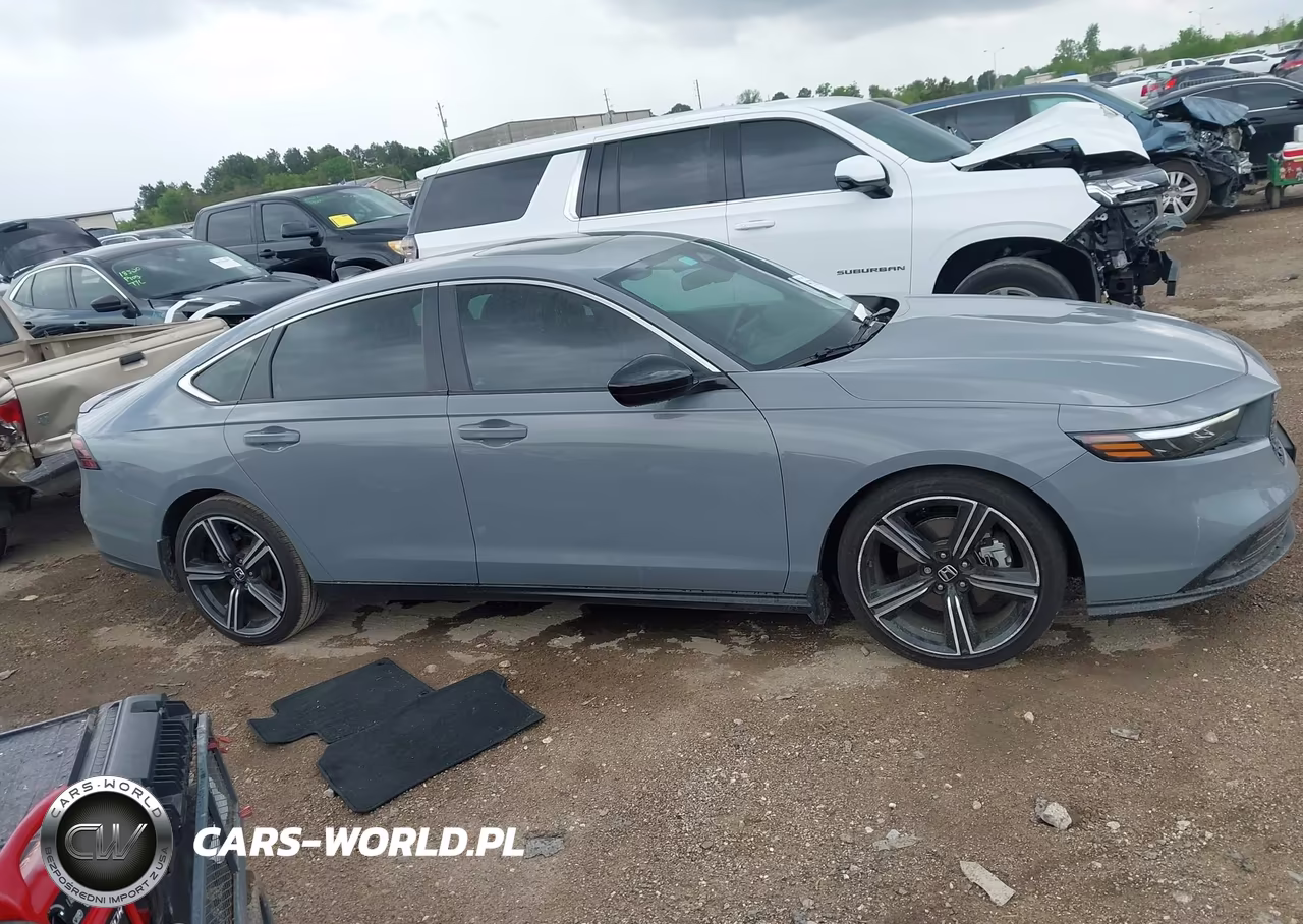 2025 Honda Accord Hybrid Sport VIN:1HGCY2F56SA017775 - 13