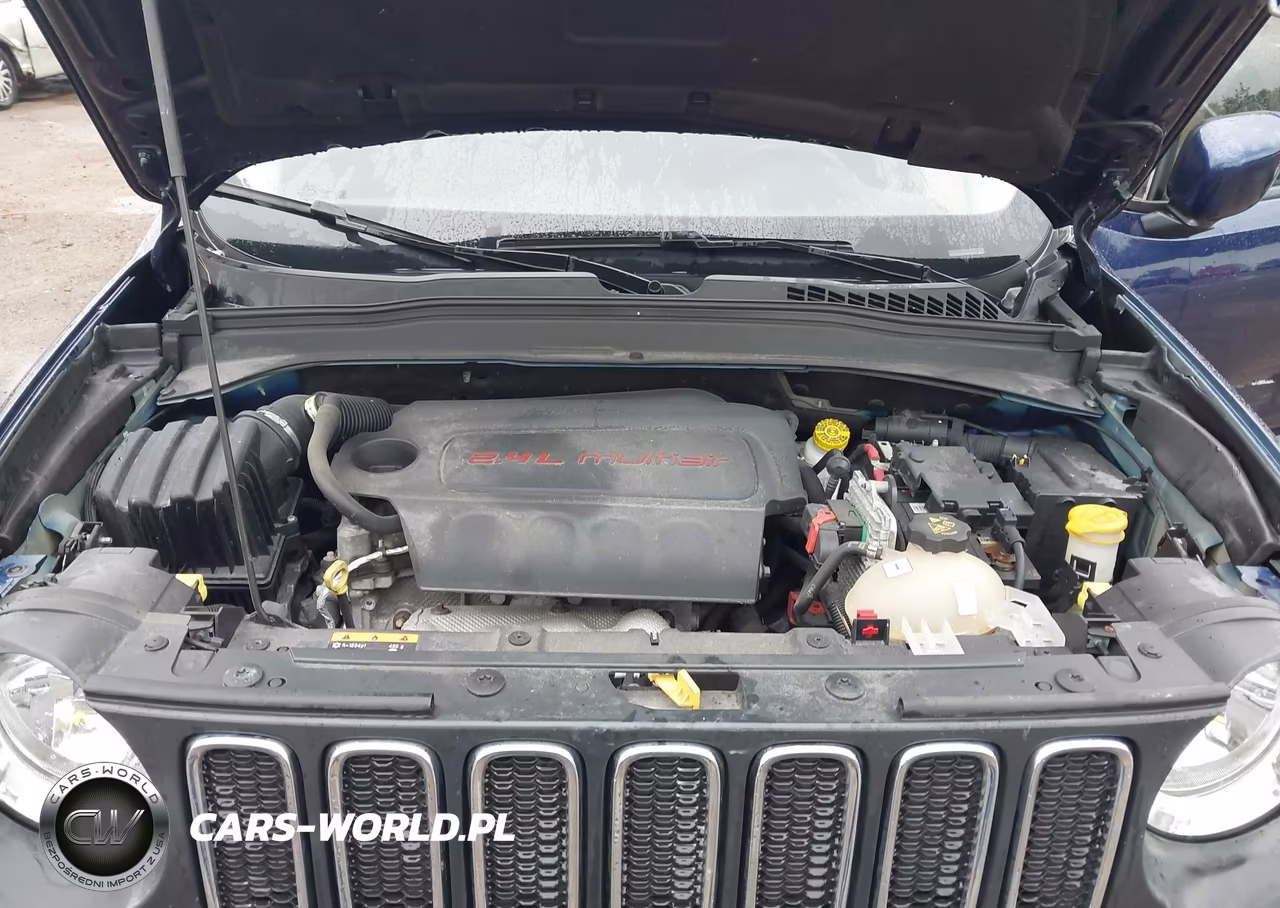 2017 Jeep Renegade Latitude 4X4 VIN:ZACCJBBB7HPF45557 - 10