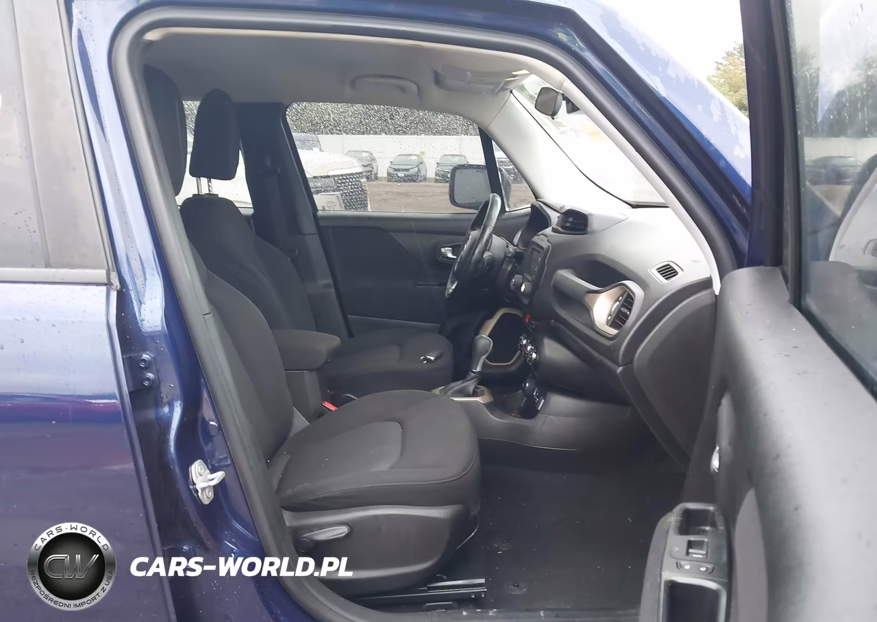 2017 Jeep Renegade Latitude 4X4 VIN:ZACCJBBB7HPF45557 - 5