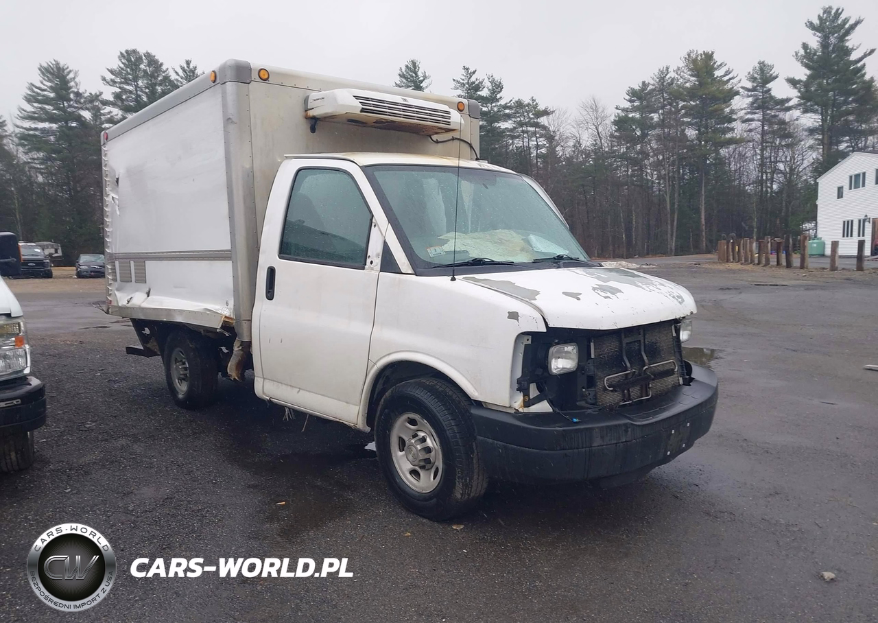 2012 Chevrolet Express Cutaway Work Van