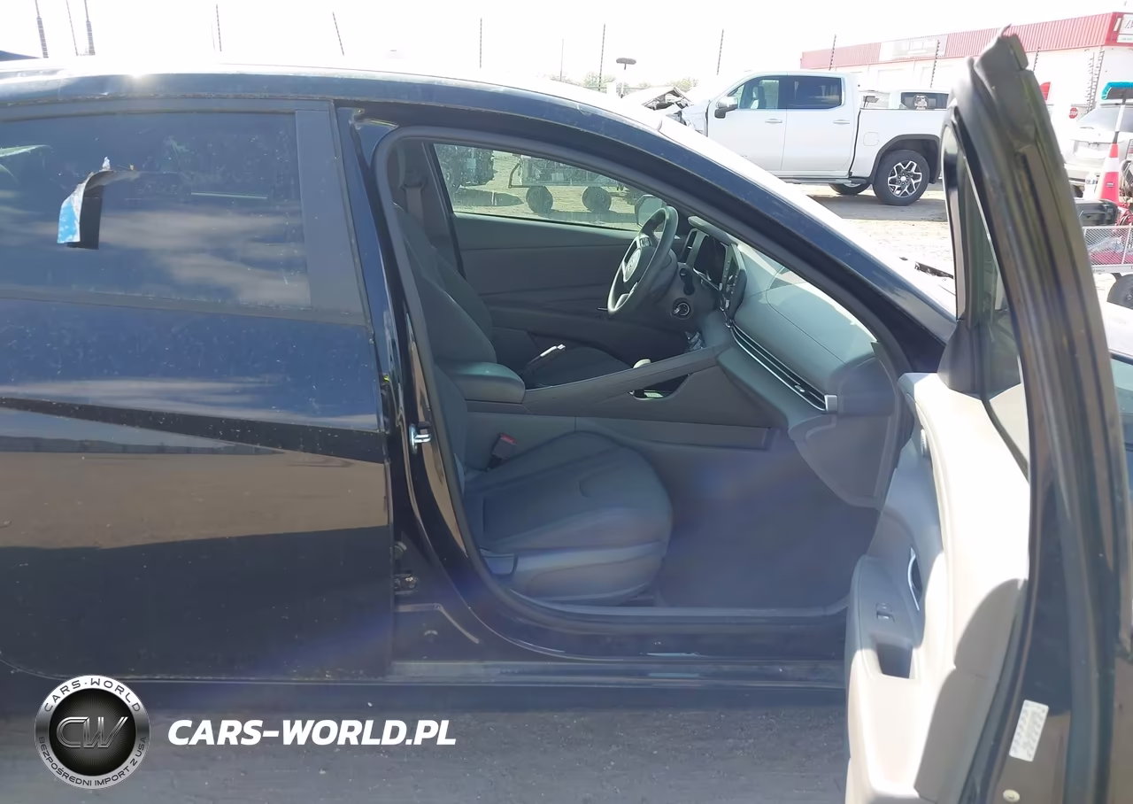 2021 Hyundai Elantra Se VIN:KMHLL4AG1MU124599 - 5