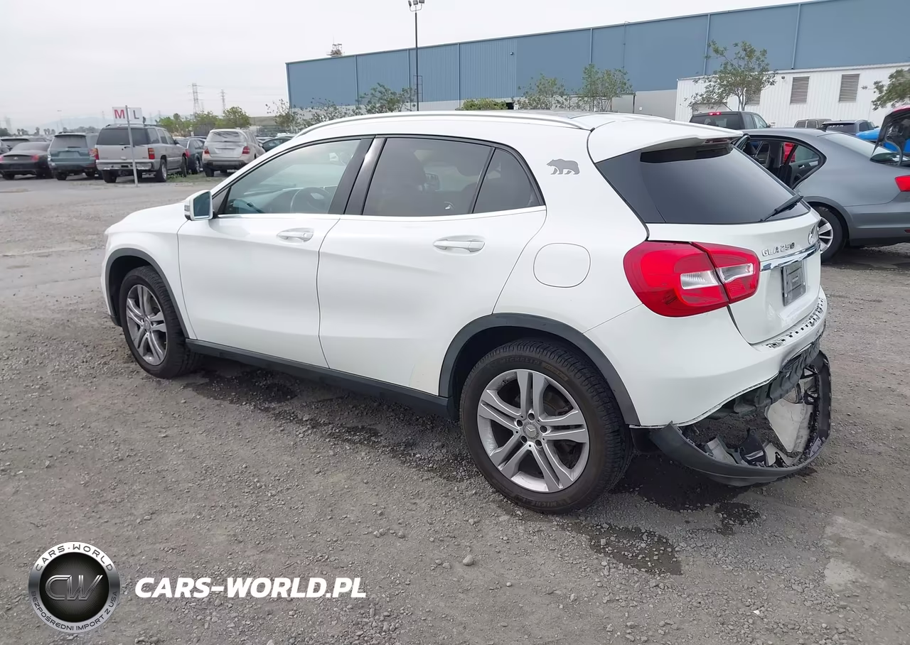 2017 Mercedes-Benz Gla 250 4Matic VIN:WDCTG4GB6HJ300522 - 3