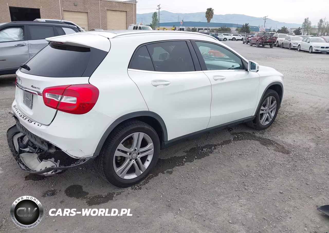 2017 Mercedes-Benz Gla 250 4Matic VIN:WDCTG4GB6HJ300522 - 4