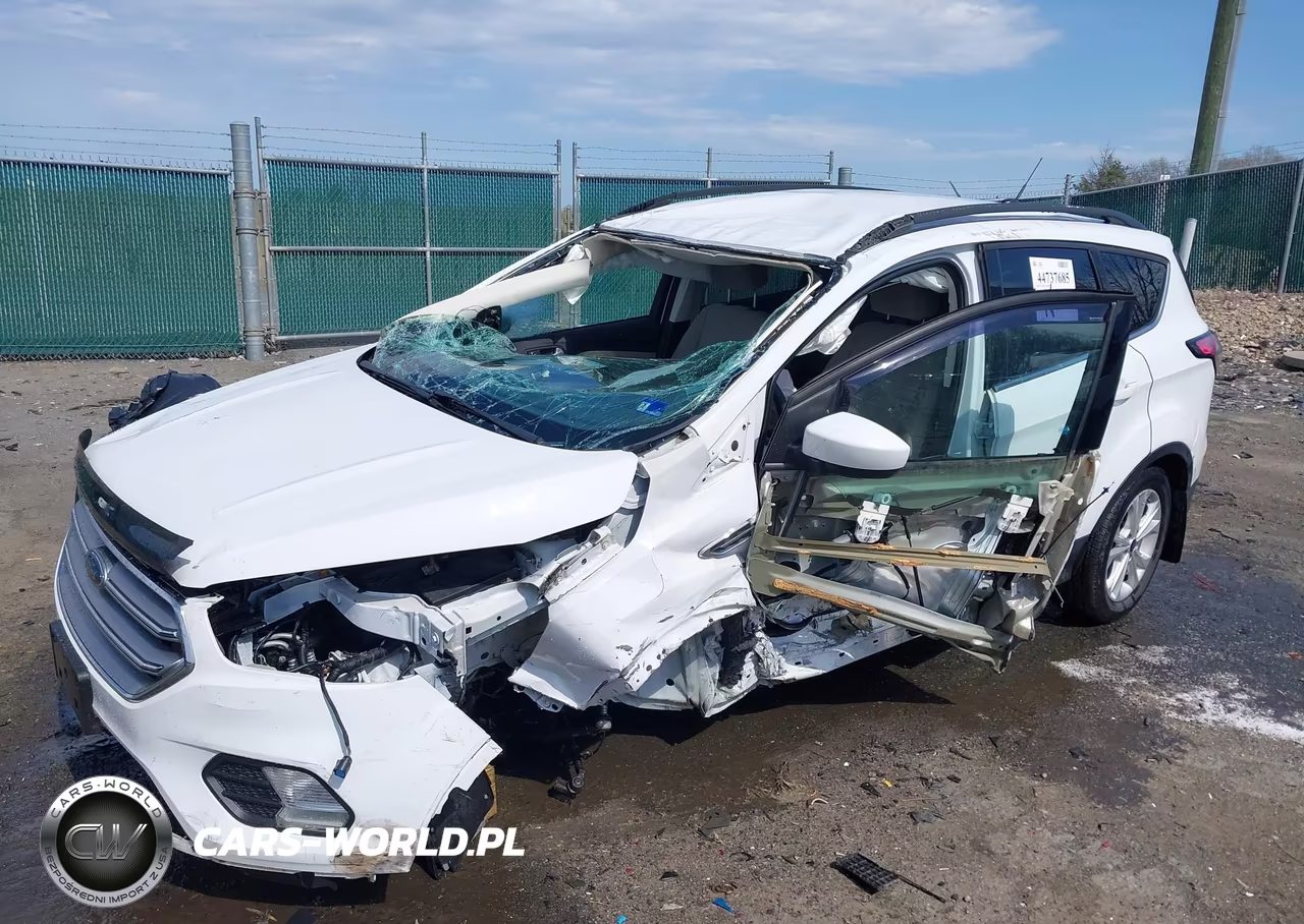 2017 Ford Escape Se VIN:1FMCU0GD4HUD16348 - 2