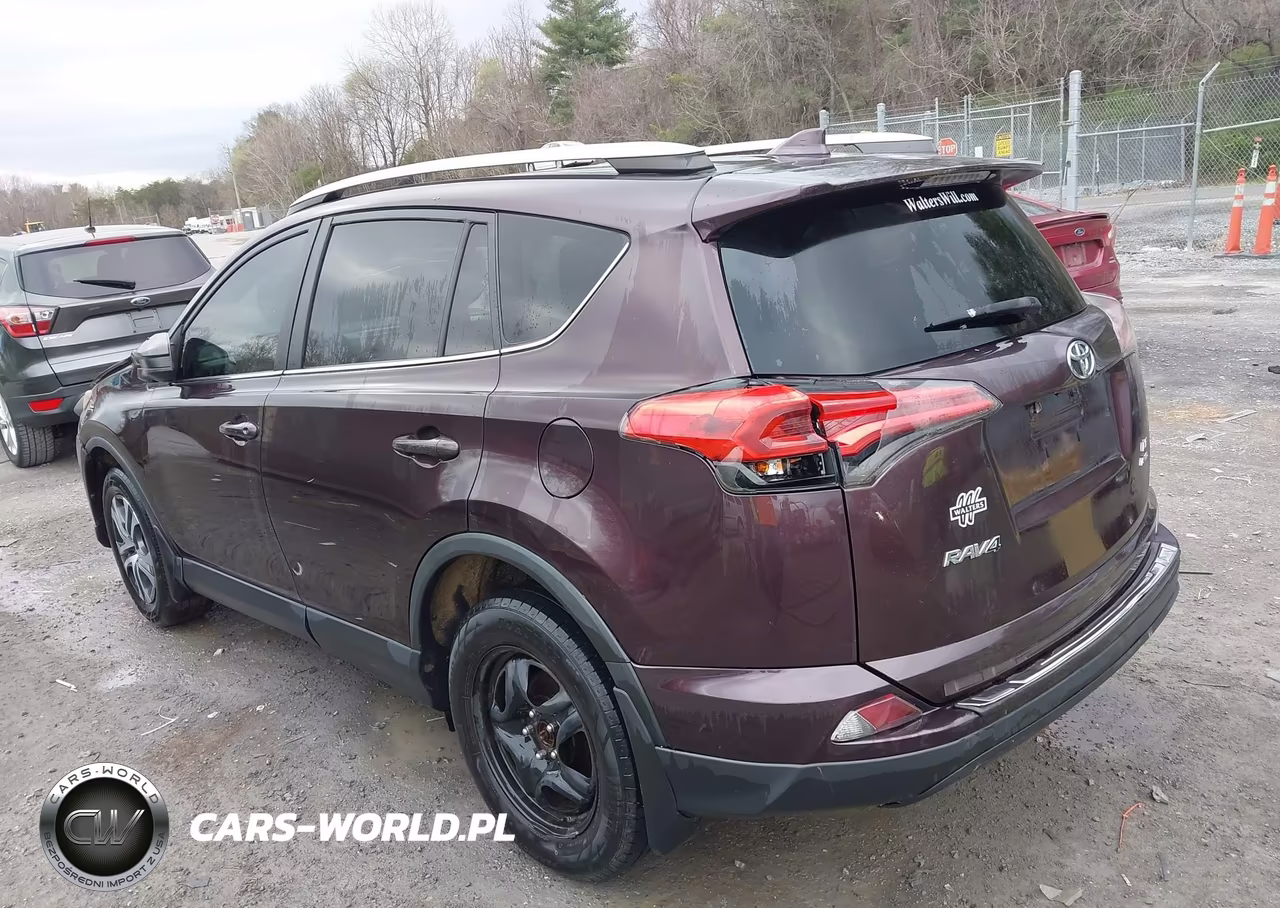 2017 Toyota Rav4 Le VIN:2T3BFREV2HW677915 - 3