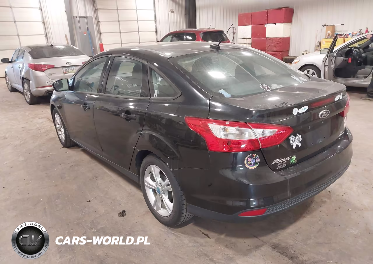 2014 Ford Focus Se VIN:1FADP3F23EL118188 - 3
