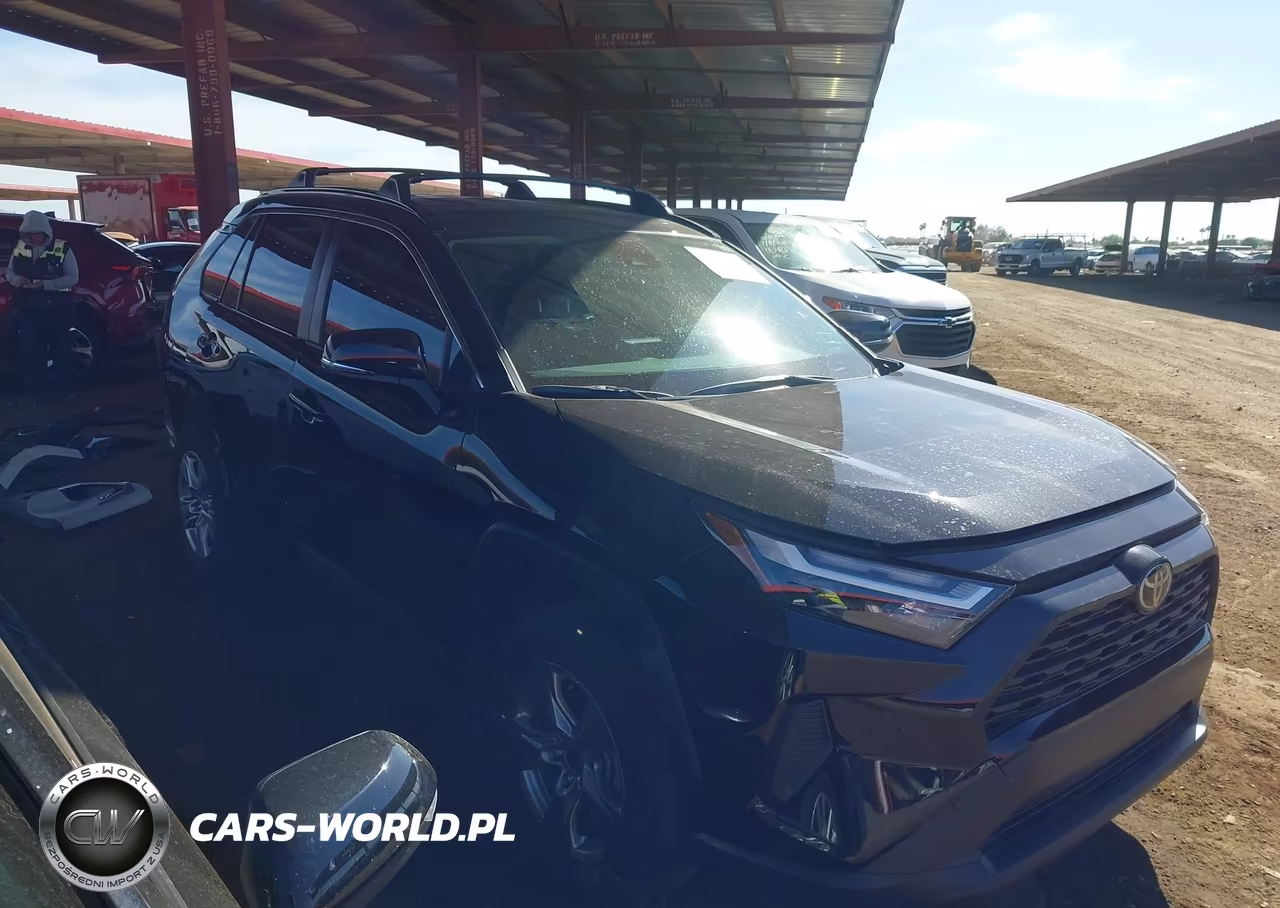 2025 Toyota Rav4 Hybrid Xle – zdjęcie 1 z 17