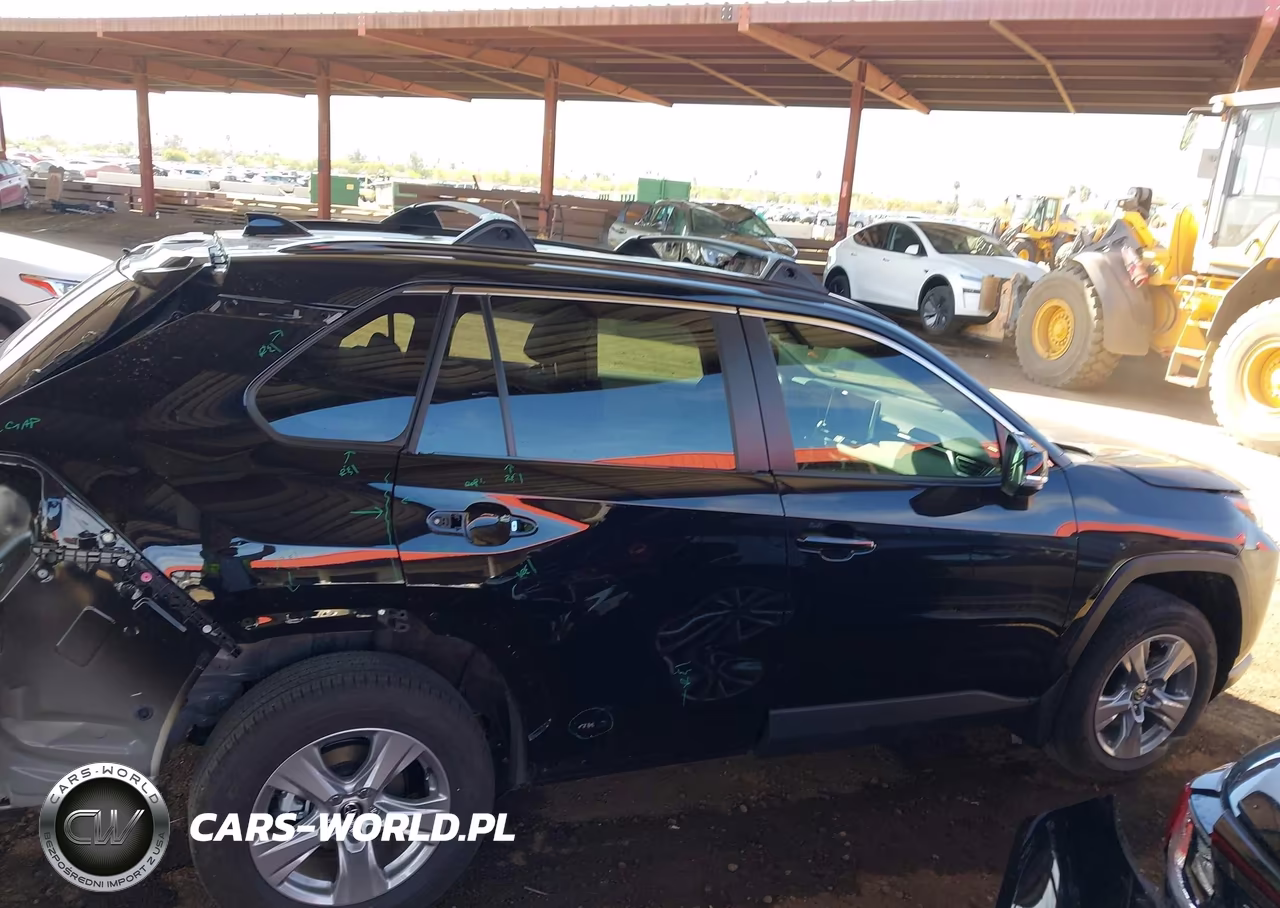 2025 Toyota Rav4 Hybrid Xle VIN:JTMRWRFV1SJ083450 - 14
