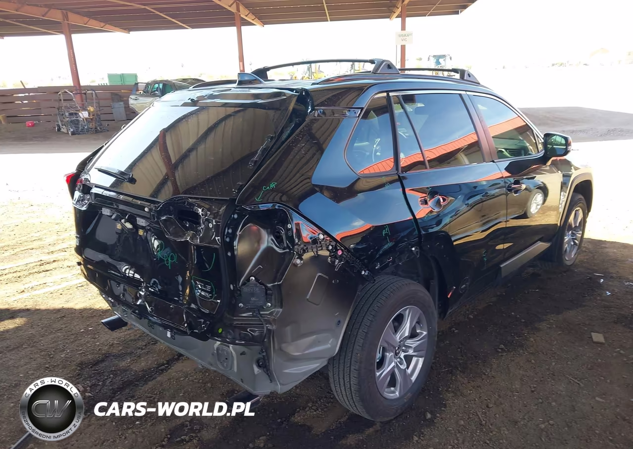 2025 Toyota Rav4 Hybrid Xle VIN:JTMRWRFV1SJ083450 - 4