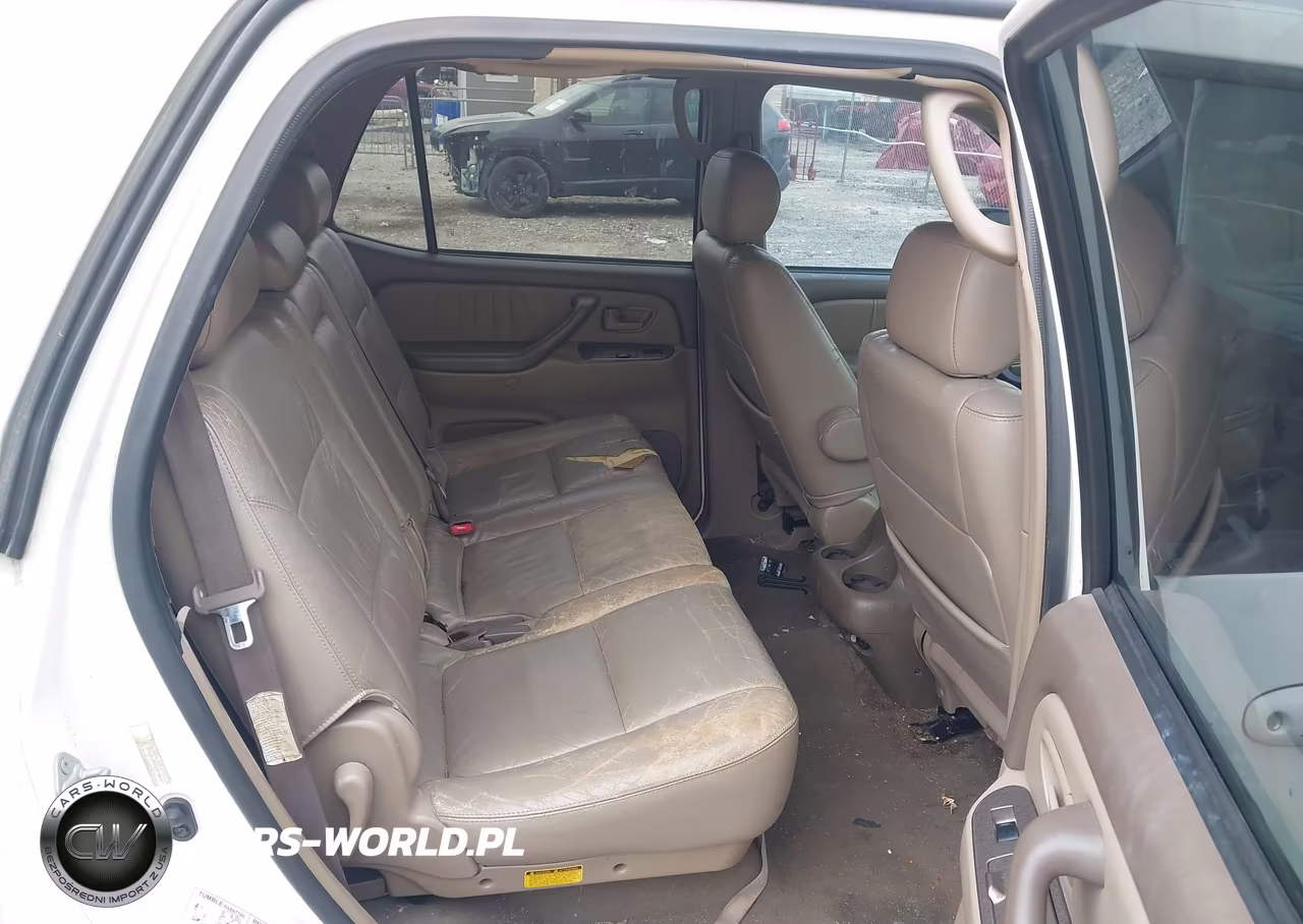 2002 Toyota Sequoia Limited V8 VIN:5TDZT38A72S099607 - 8