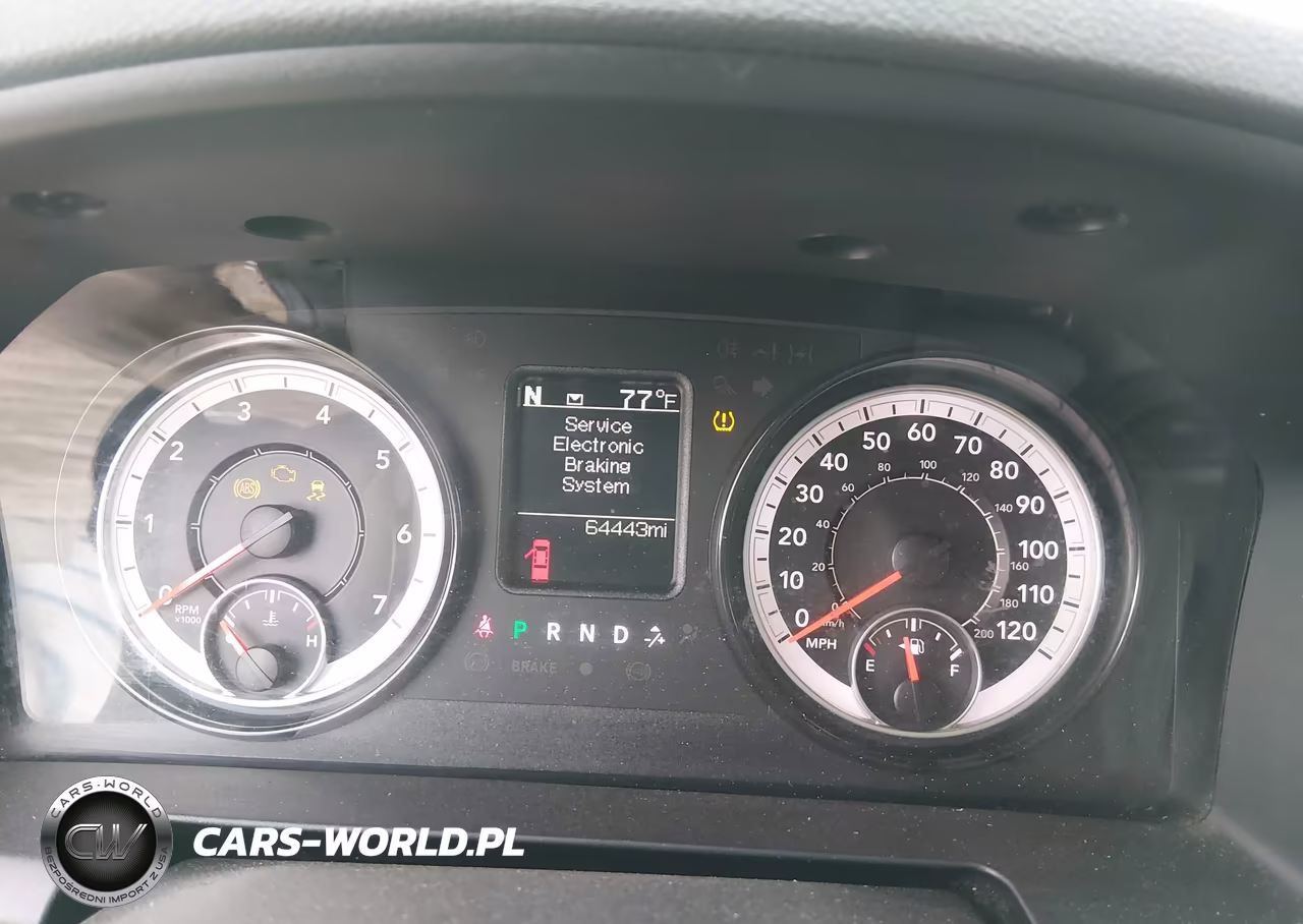 2018 Ram 1500 Express 4X4 6'4 Box VIN:1C6RR7FG8JS253624 - 7