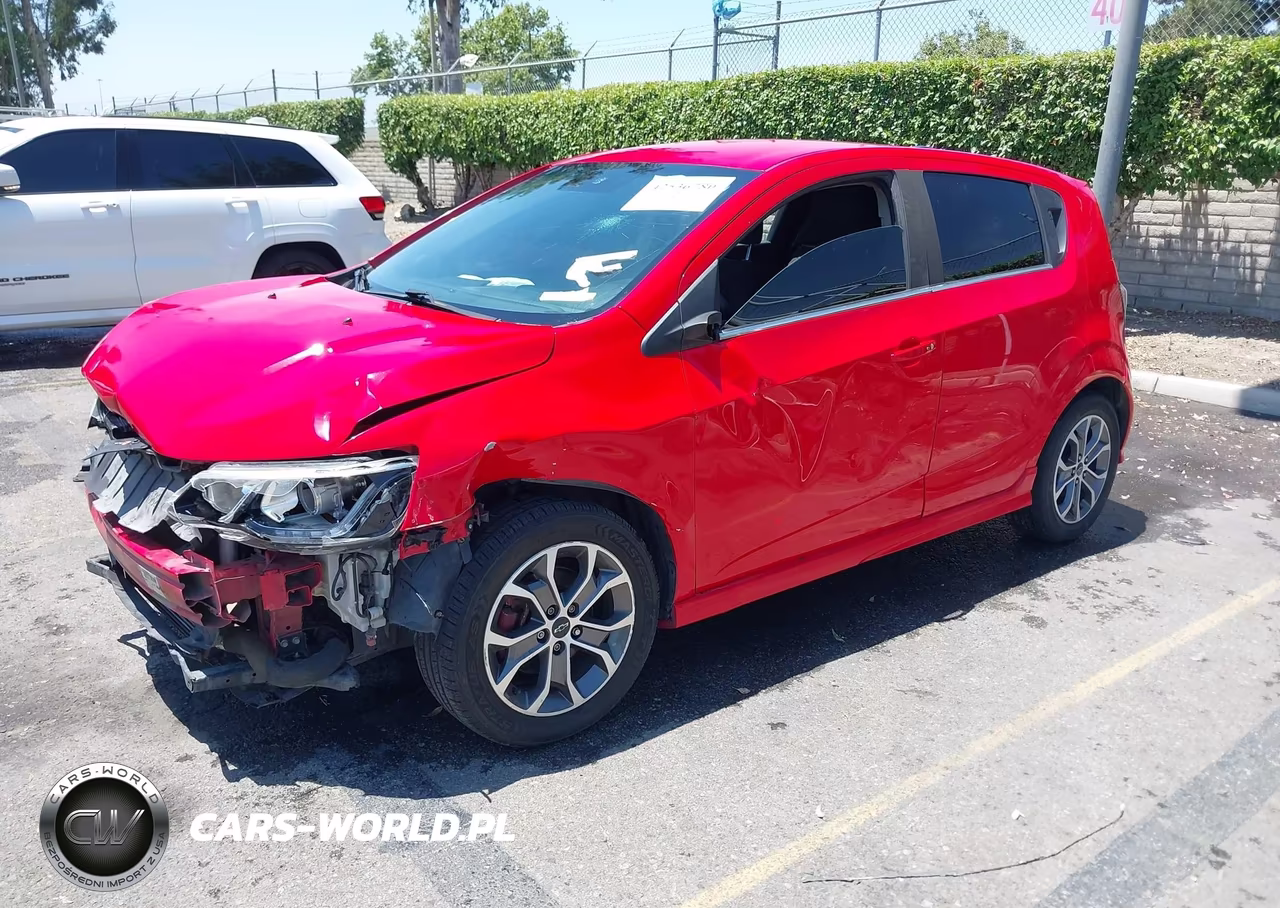 2018 Chevrolet Sonic Lt Auto VIN:1G1JD6SB9J4137399 - 2