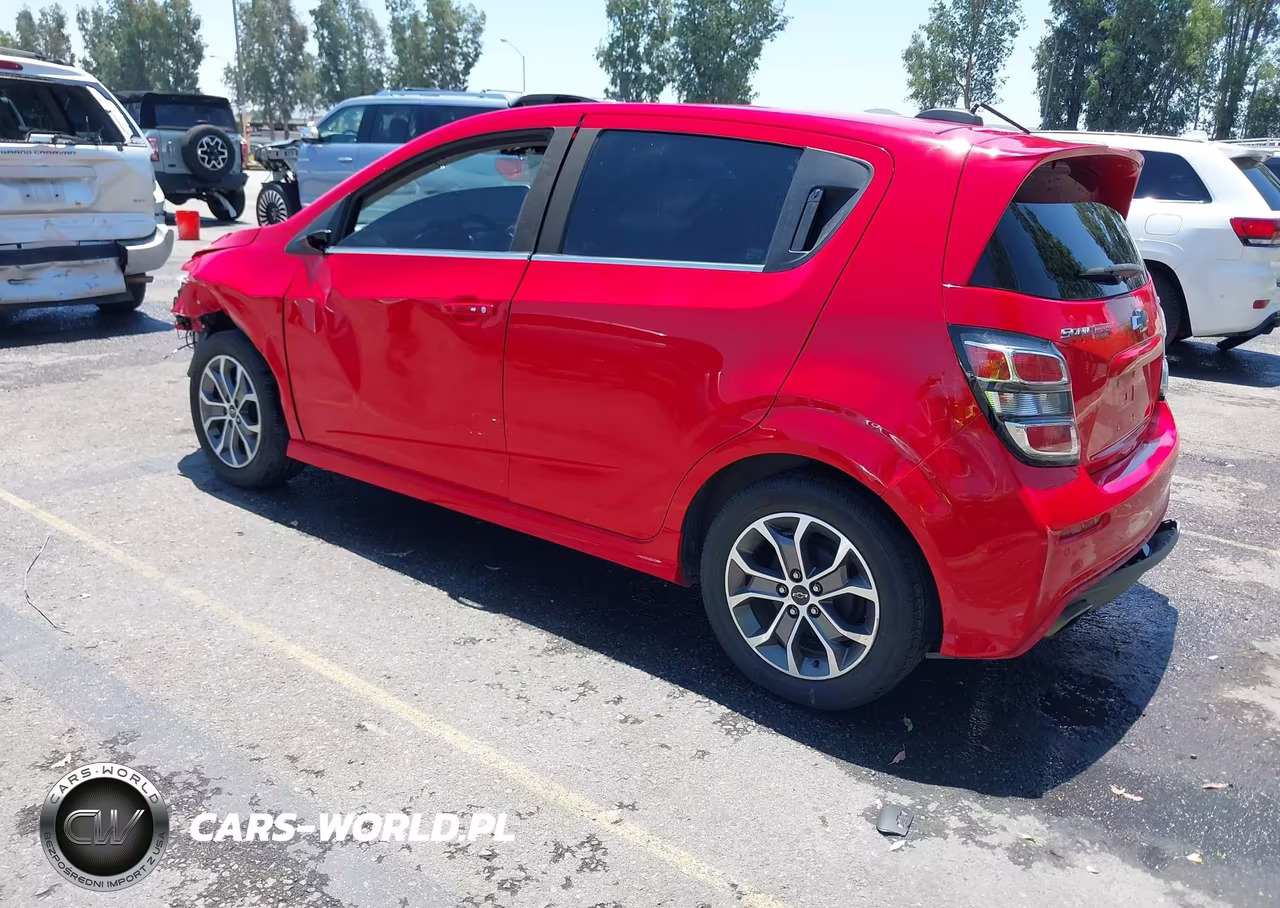 2018 Chevrolet Sonic Lt Auto VIN:1G1JD6SB9J4137399 - 3