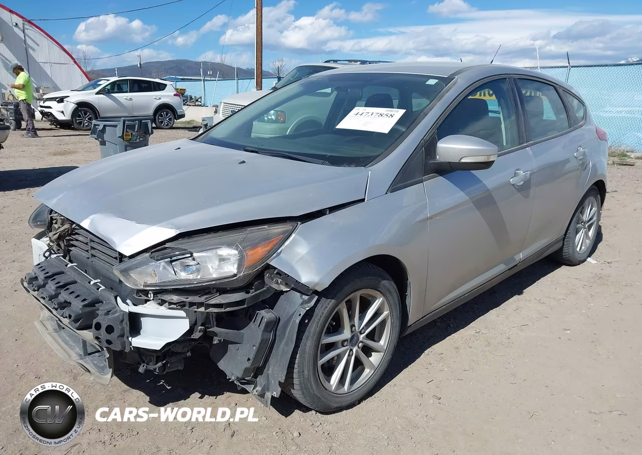 2015 Ford Focus Se VIN:1FADP3K25FL204559 - 2