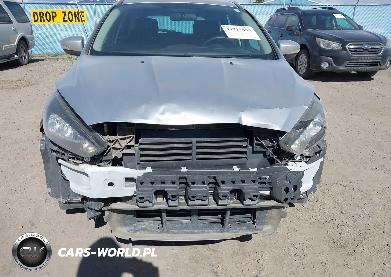 2015 Ford Focus Se VIN:1FADP3K25FL204559 - 6