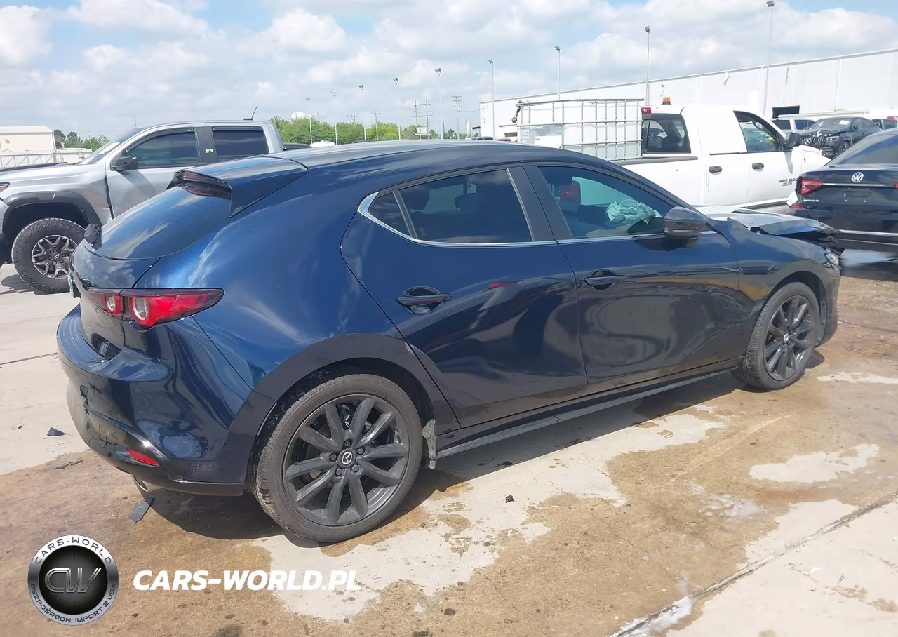 2026 Mazda Mazda3 2.5 S Select Sport VIN:JM1BPAKL8T1857408 - 4
