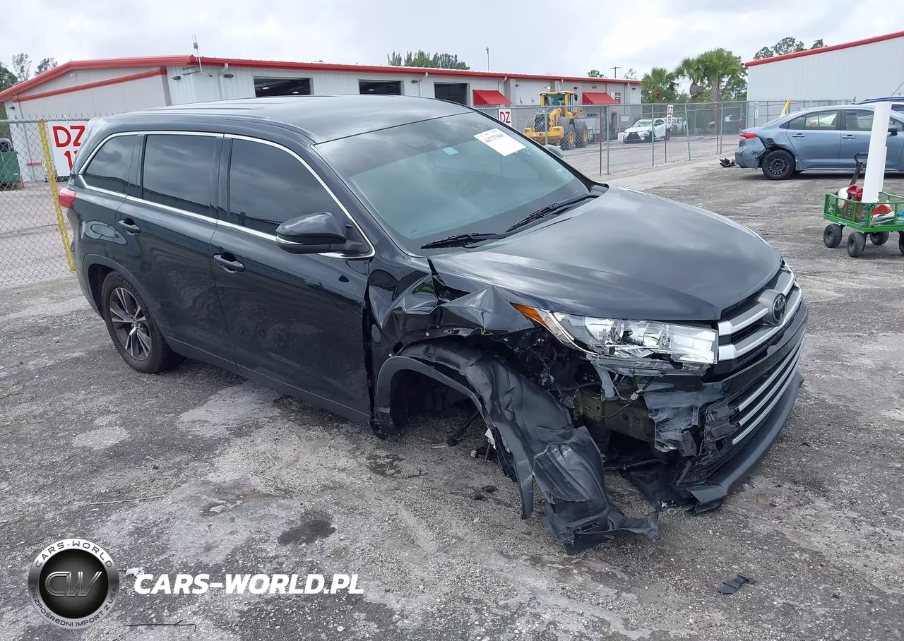 2019 Toyota Highlander Le