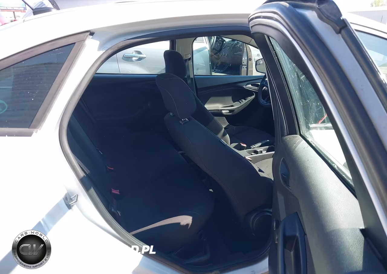 2016 Ford Focus S VIN:1FADP3E25GL253080 - 8