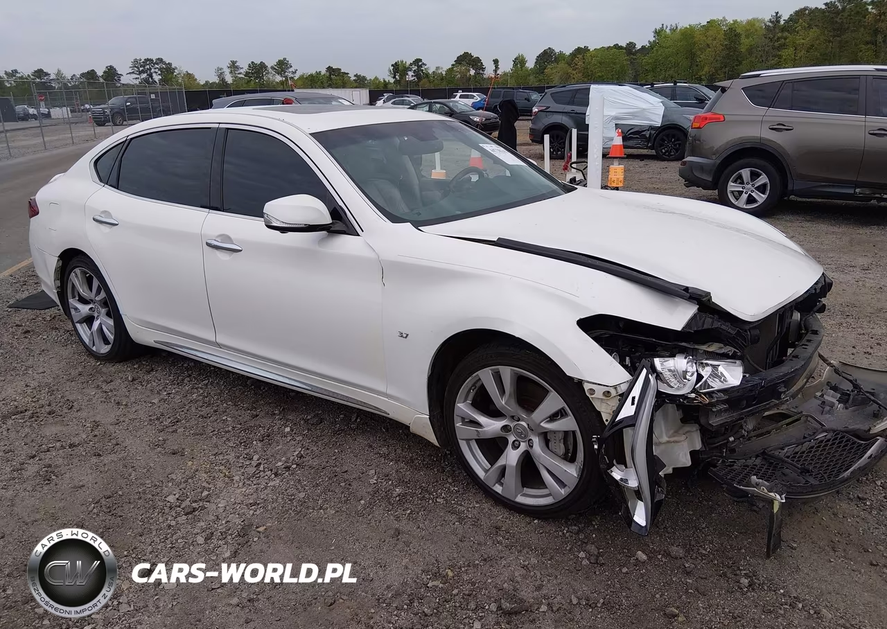 2015 Infiniti Q70L 3.7