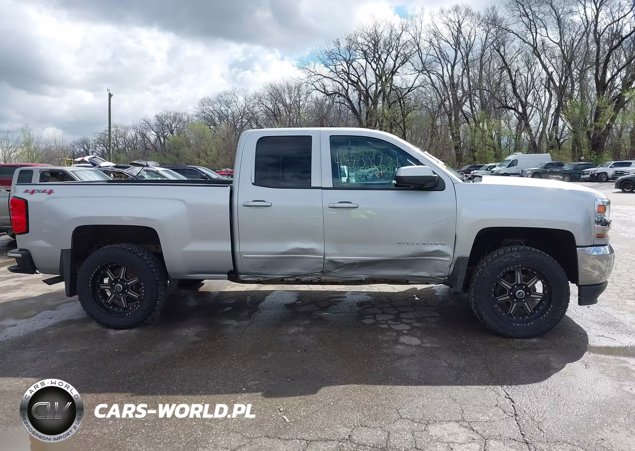 2017 Chevrolet Silverado 1500 1Lt VIN:1GCVKREC4HZ389434 - 13