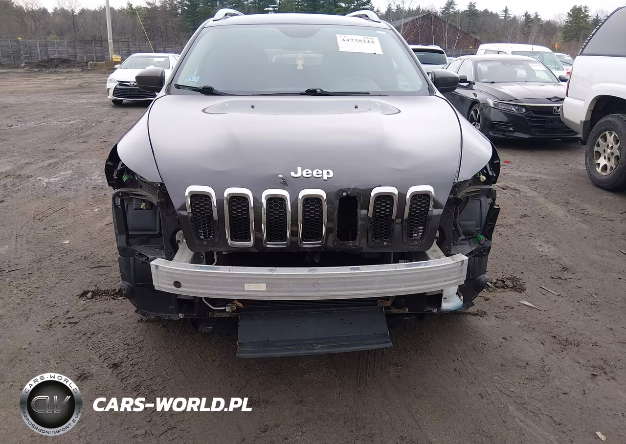 2016 Jeep Cherokee Latitude VIN:1C4PJLCB4GW342701 - 6