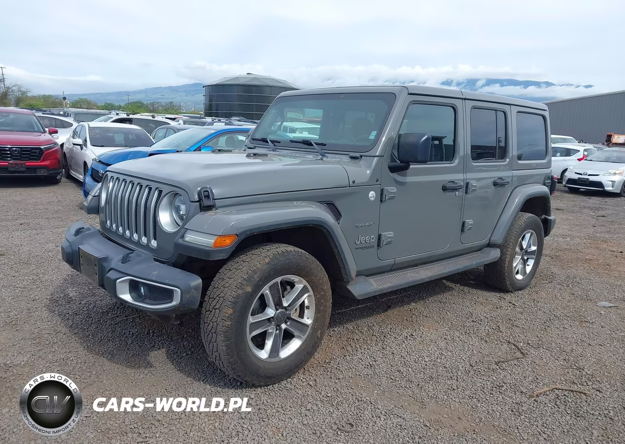 2020 Jeep Wrangler Unlimited Sahara 4X4 VIN:1C4HJXEN3LW106182 - 2