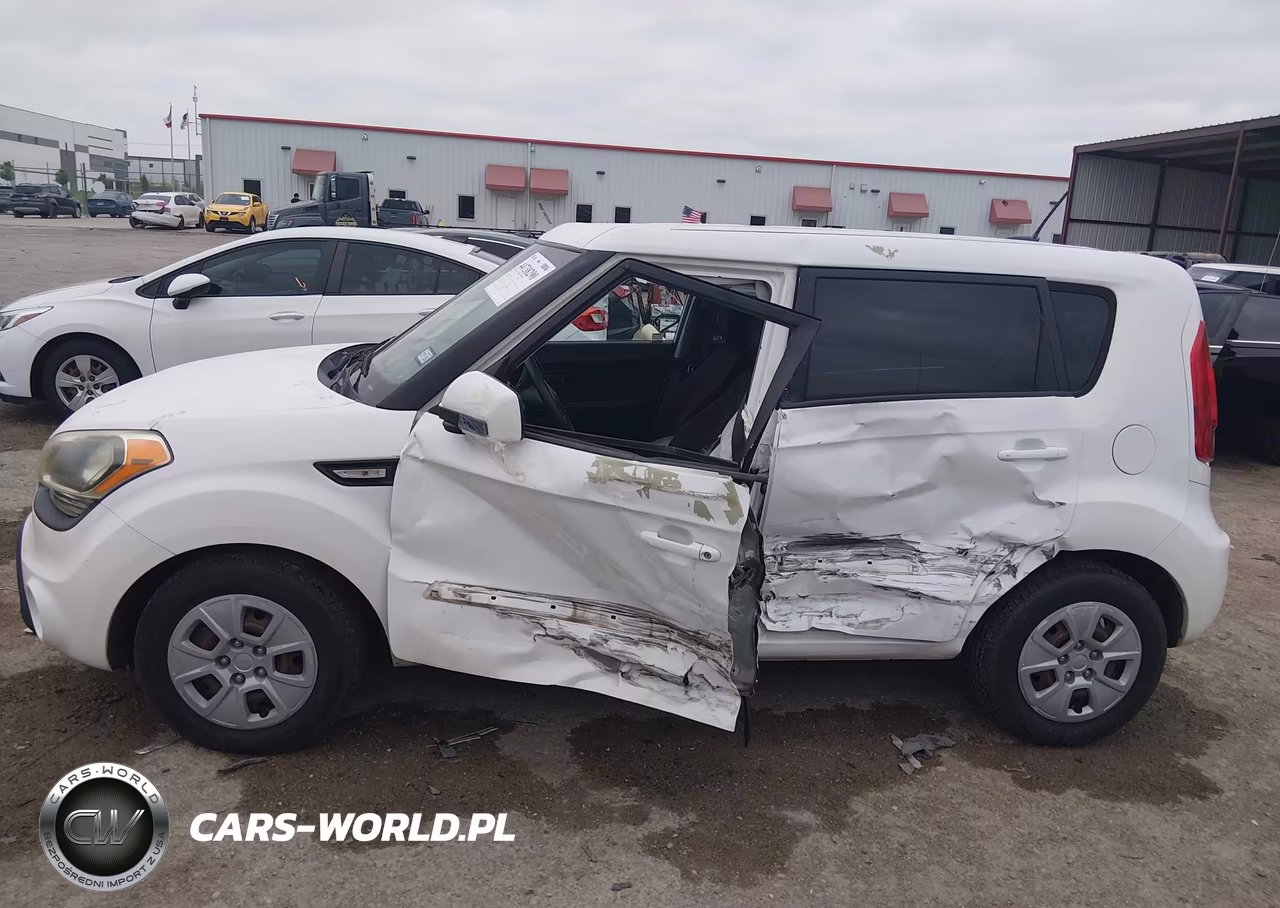 2013 Kia Soul VIN:KNDJT2A52D7534714 - 14