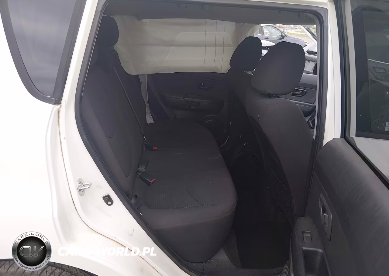 2013 Kia Soul VIN:KNDJT2A52D7534714 - 8