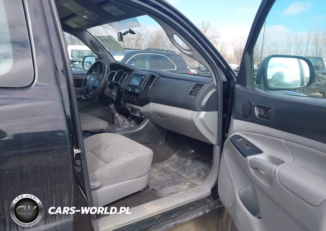 2014 Toyota Tacoma VIN:5TFUX4EN8EX027907 - 5