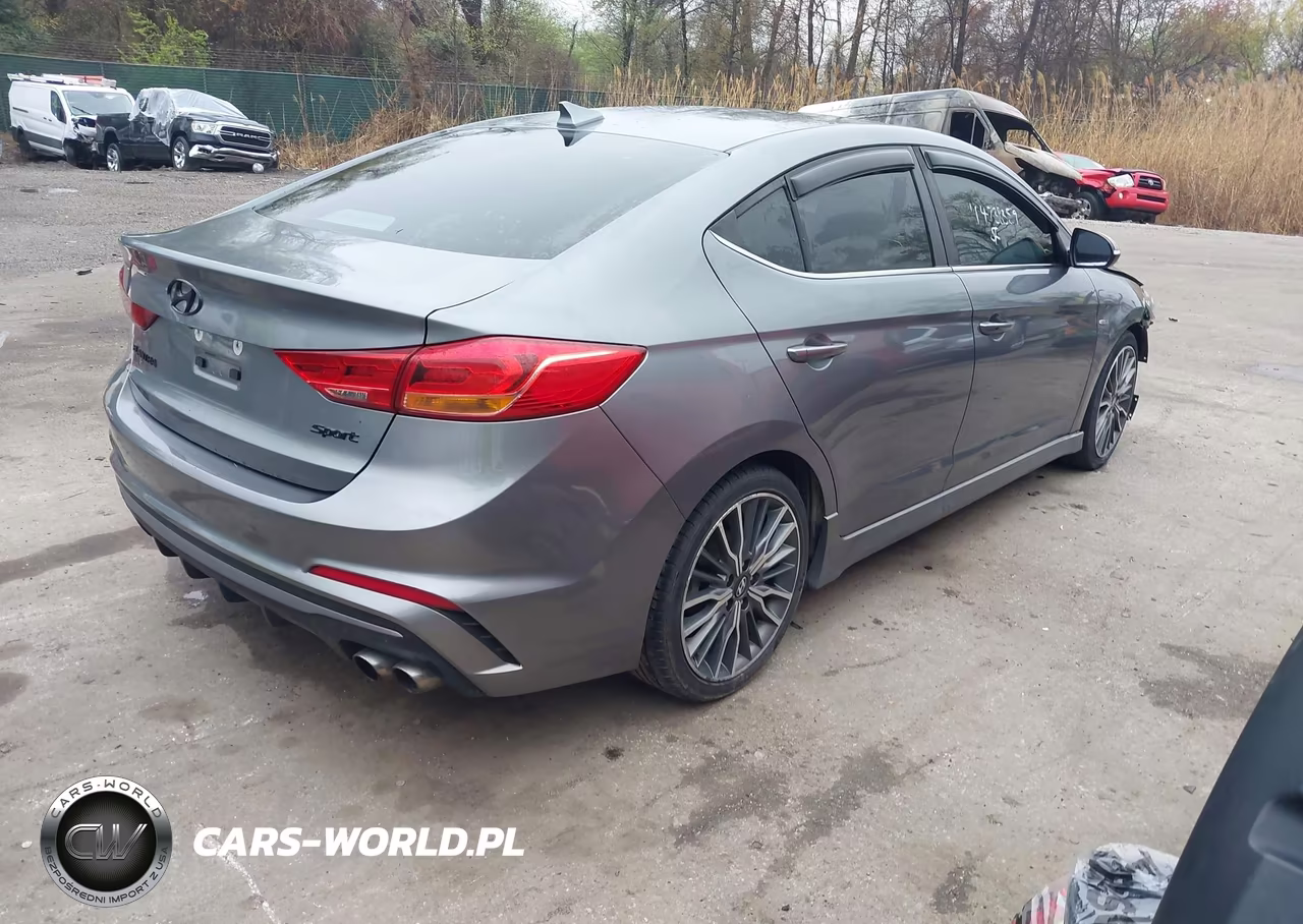 2018 Hyundai Elantra Sport VIN:KMHD04LB8JU546282 - 4