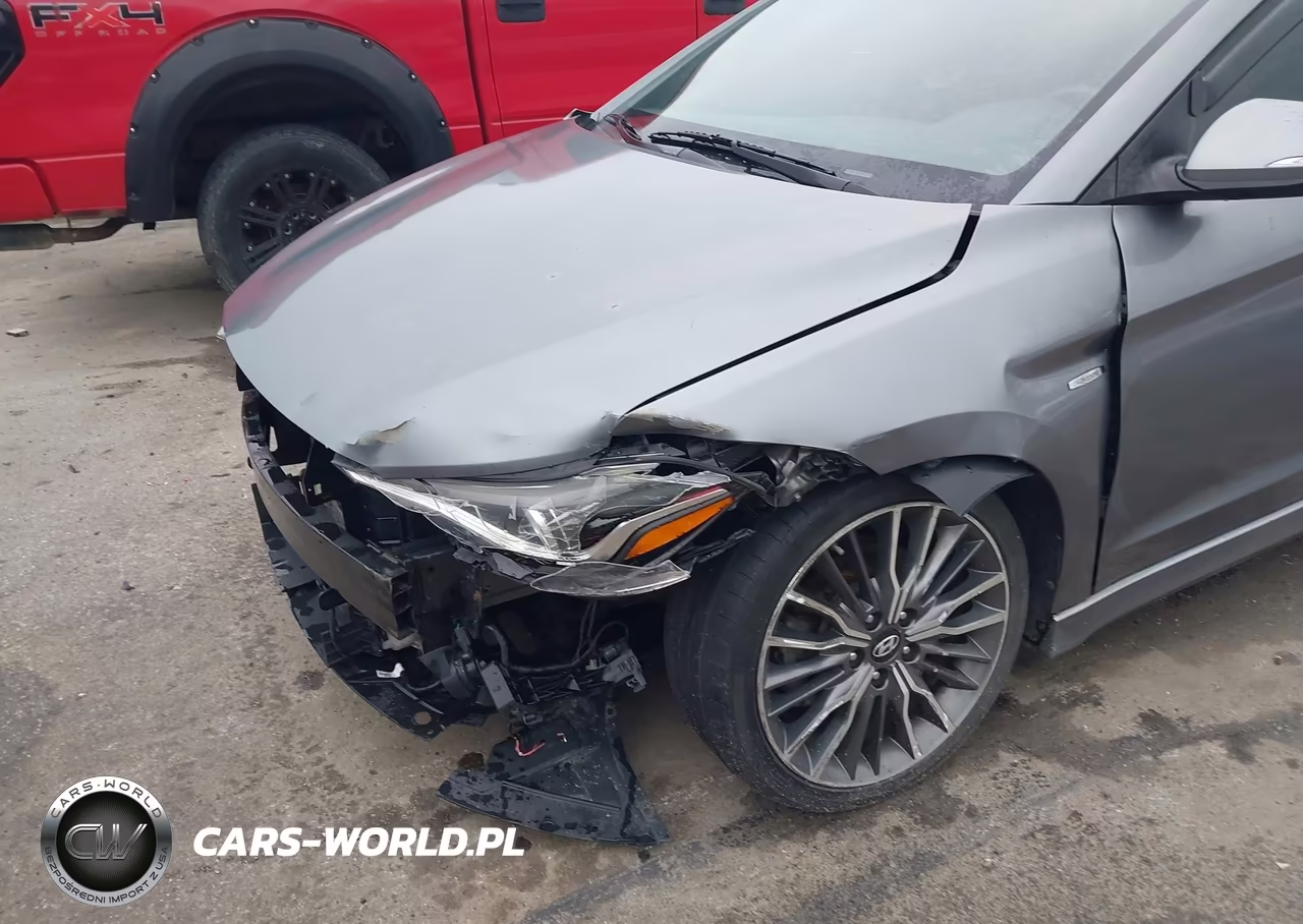 2018 Hyundai Elantra Sport VIN:KMHD04LB8JU546282 - 6