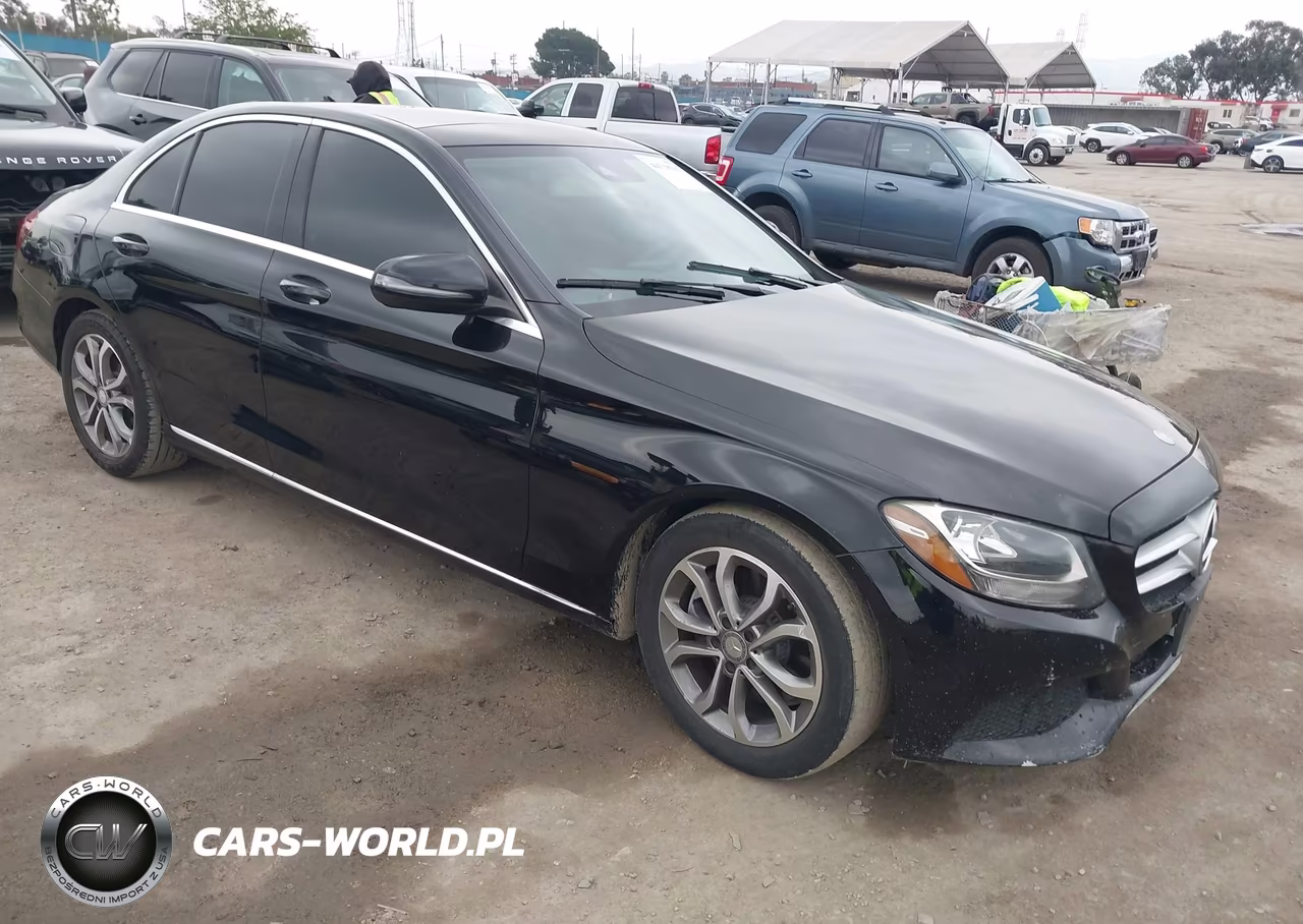 2017 Mercedes-Benz C 300 – zdjęcie 1 z 16