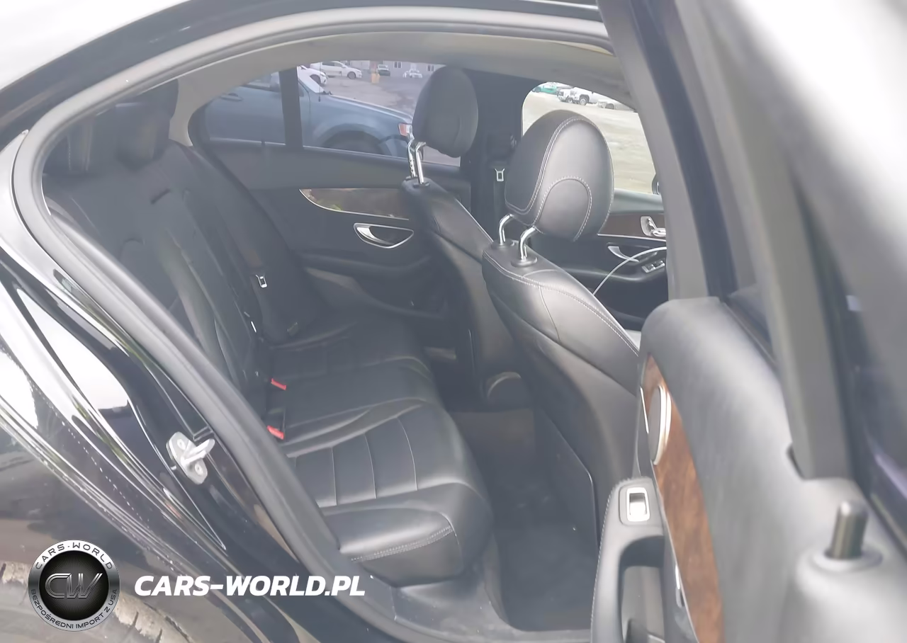2017 Mercedes-Benz C 300 VIN:55SWF4JB0HU188675 - 8
