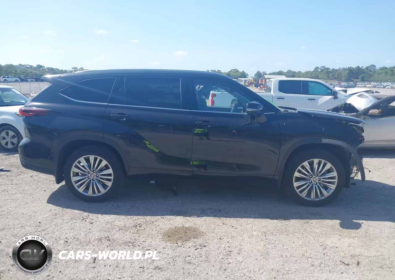 2024 Toyota Highlander Platinum VIN:5TDKDRAH4RS540189 - 13