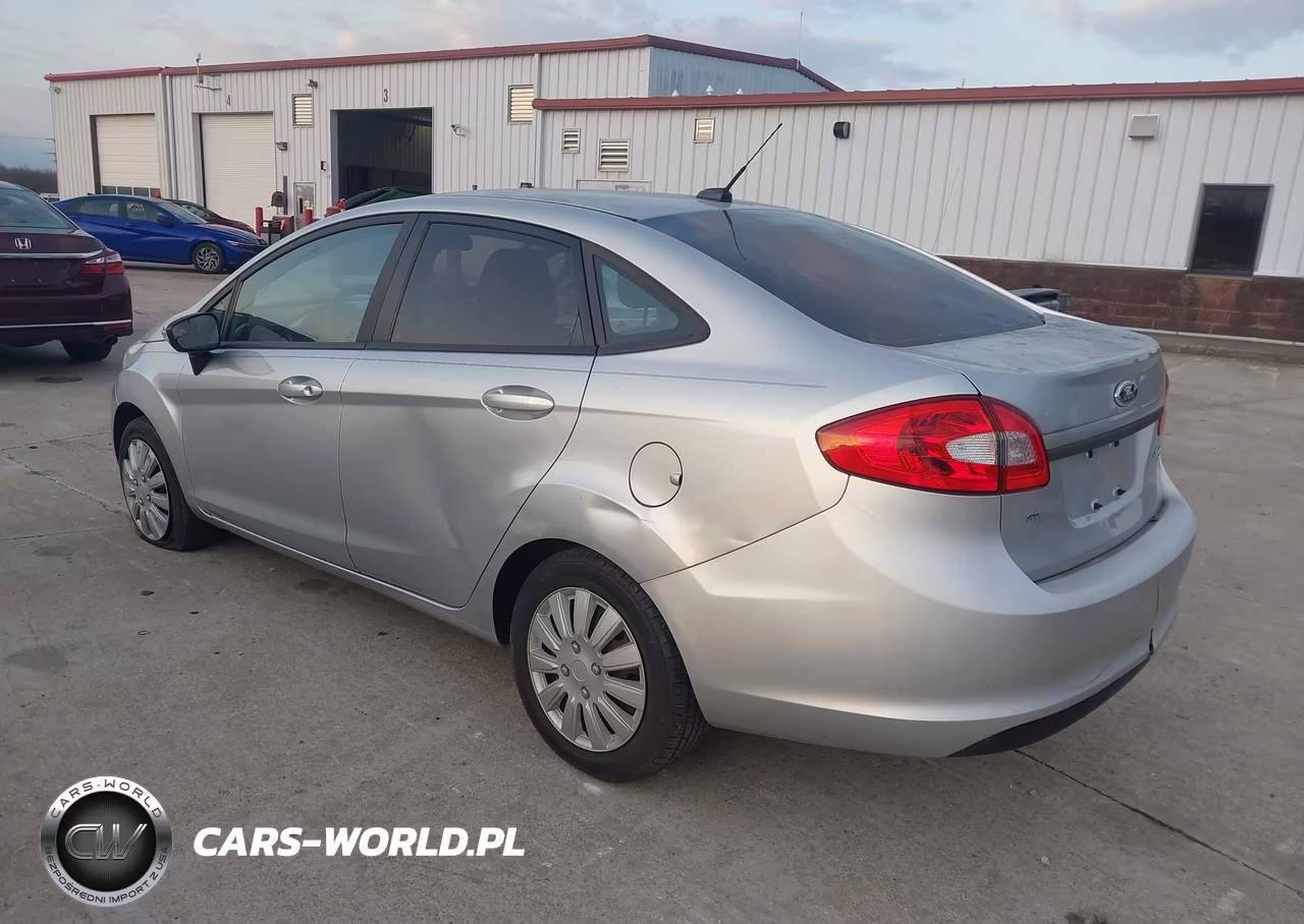 2013 Ford Fiesta Se VIN:3FADP4BJ0DM149284 - 3