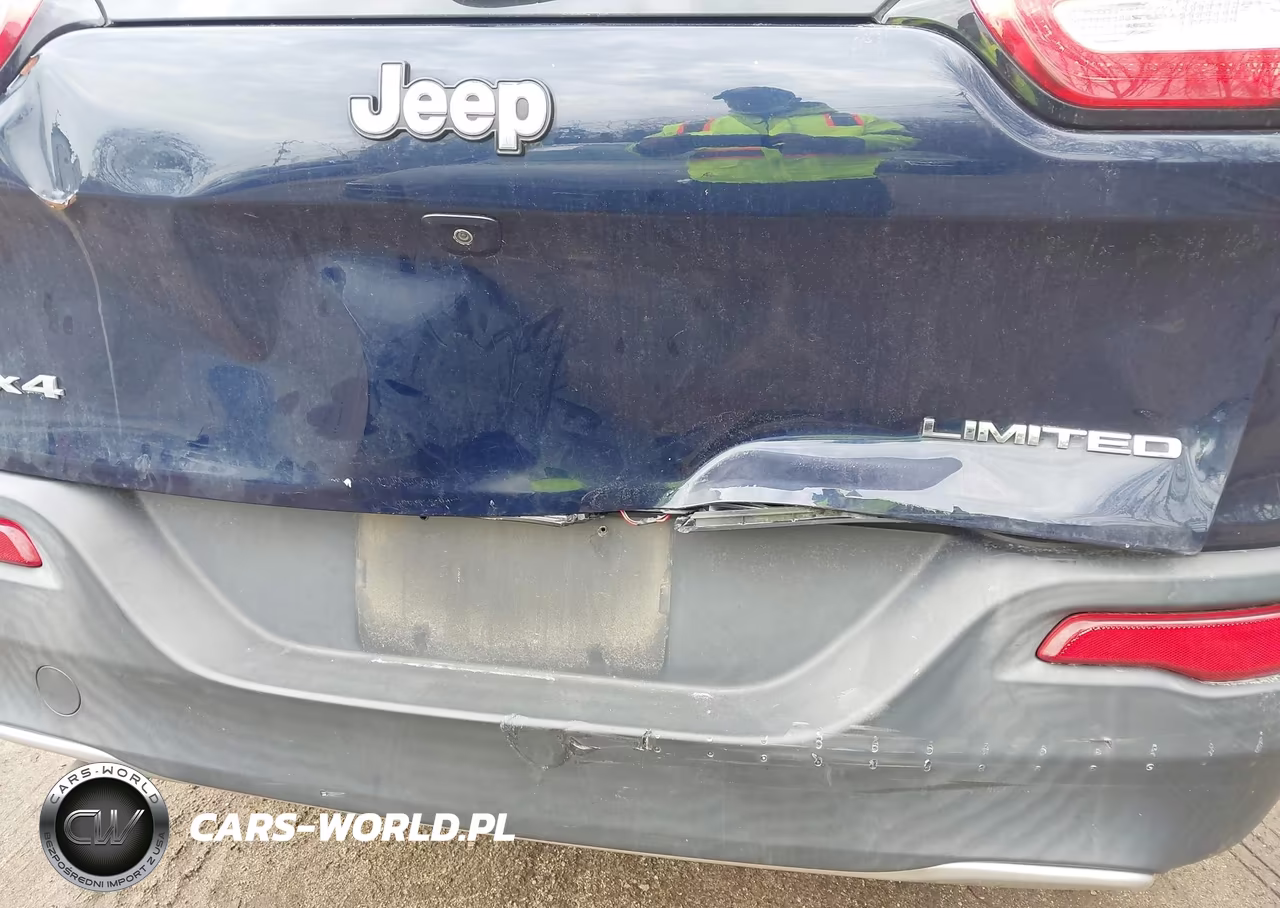 2015 Jeep Cherokee Limited VIN:1C4PJMDB0FW749403 - 17