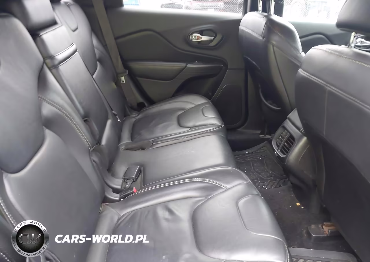 2015 Jeep Cherokee Limited VIN:1C4PJMDB0FW749403 - 8