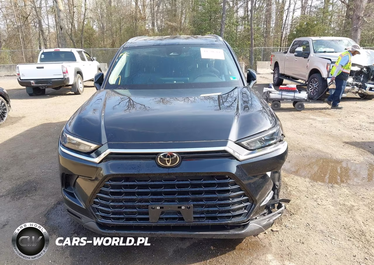 2024 Toyota Grand Highlander Xle VIN:5TDAAAB55RS043193 - 12