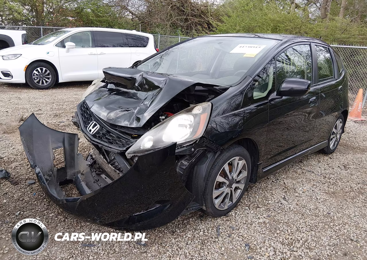 2013 Honda Fit Sport VIN:JHMGE8G50DC052876 - 2