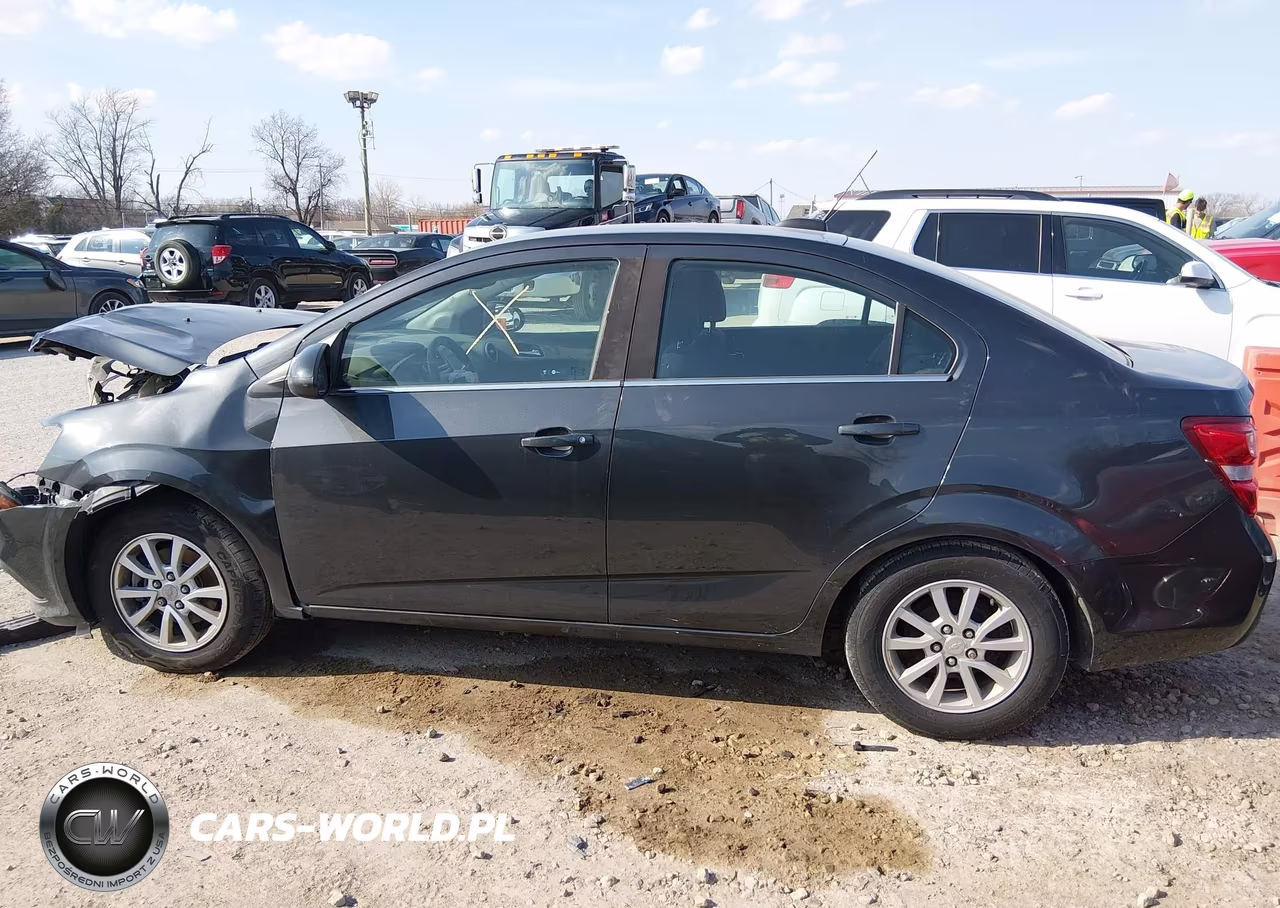 2018 Chevrolet Sonic Lt Auto VIN:1G1JD5SH5J4101241 - 15
