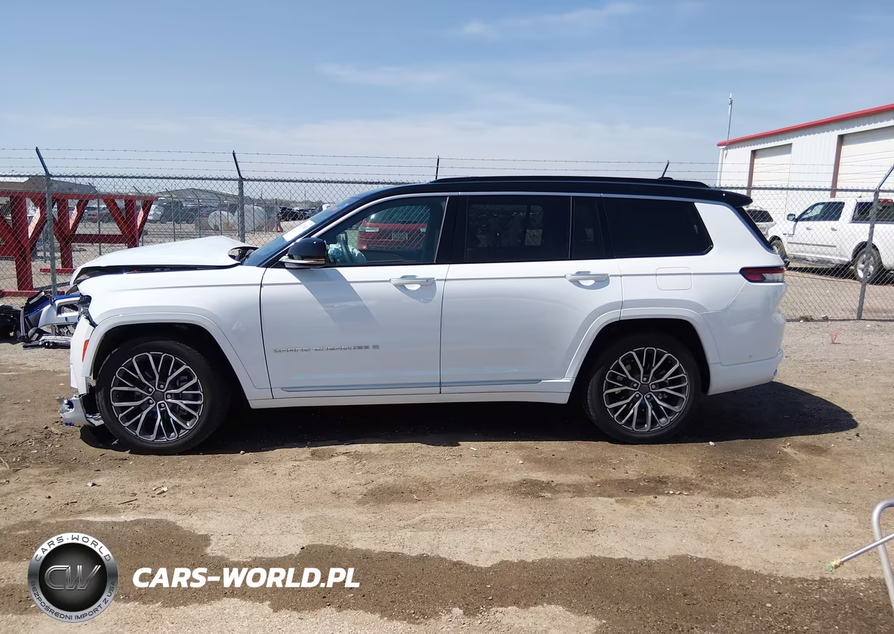 2025 Jeep Grand Cherokee L Summit Reserve 4X4 VIN:1C4RJKEG0S8667662 - 14