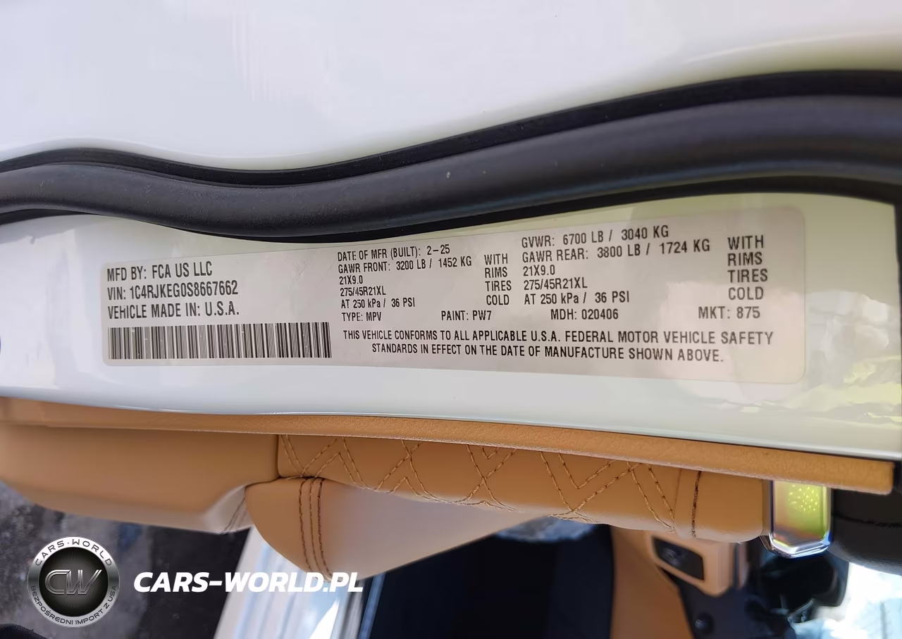 2025 Jeep Grand Cherokee L Summit Reserve 4X4 VIN:1C4RJKEG0S8667662 - 9