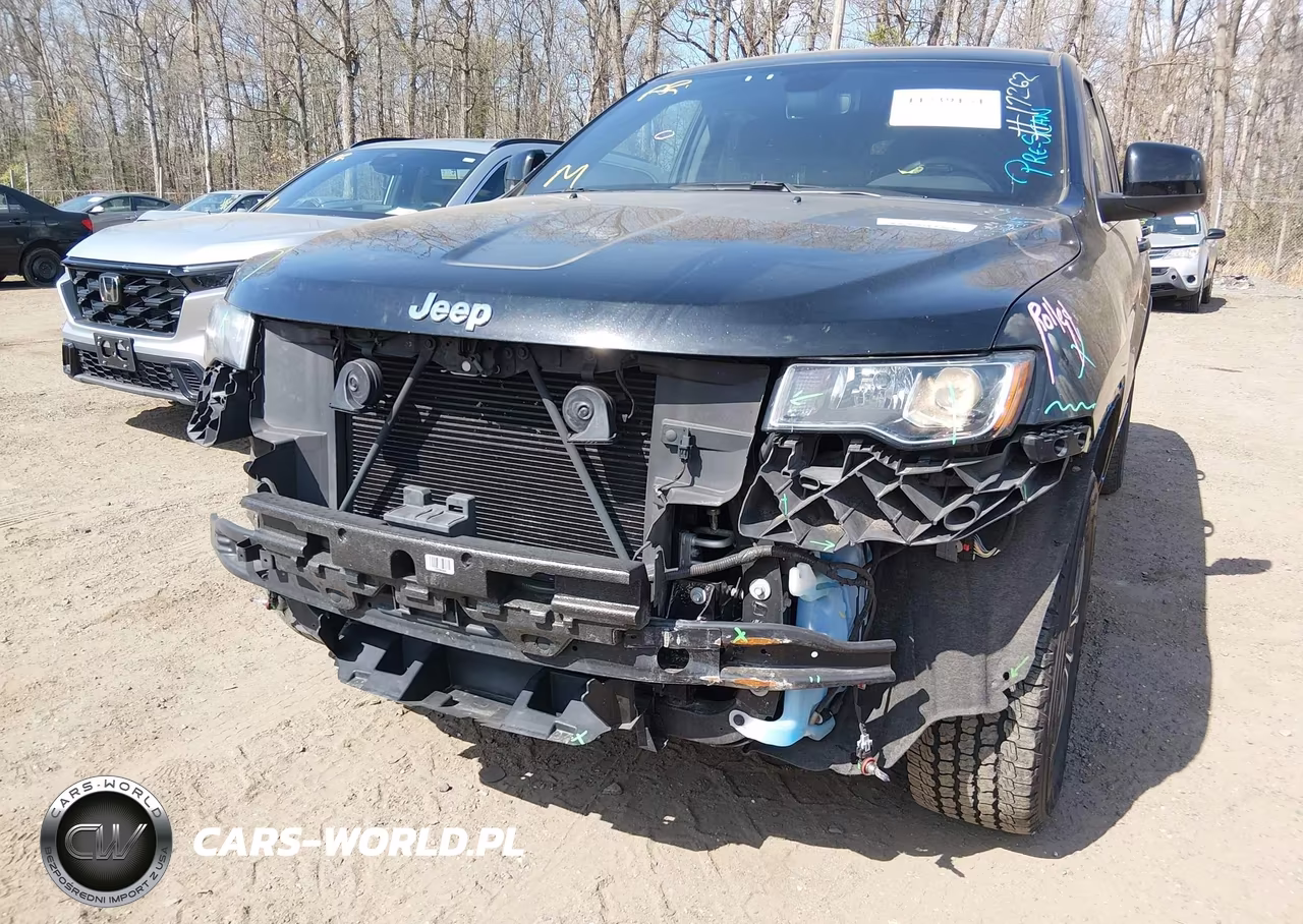 2019 Jeep Grand Cherokee Laredo E 4X4 VIN:1C4RJFAGXKC564971 - 6