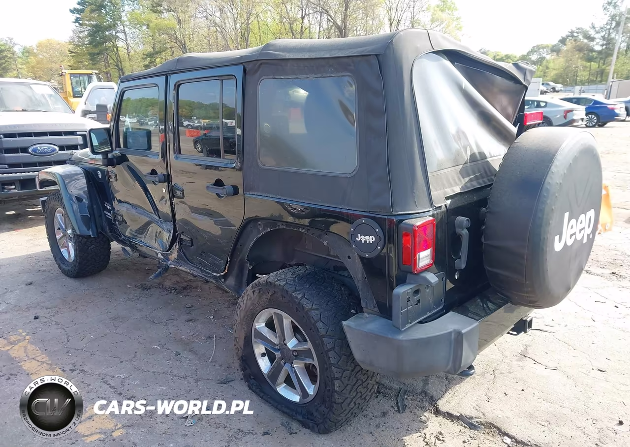 2016 Jeep Wrangler Unlimited Sahara VIN:1C4BJWEGXGL258551 - 3