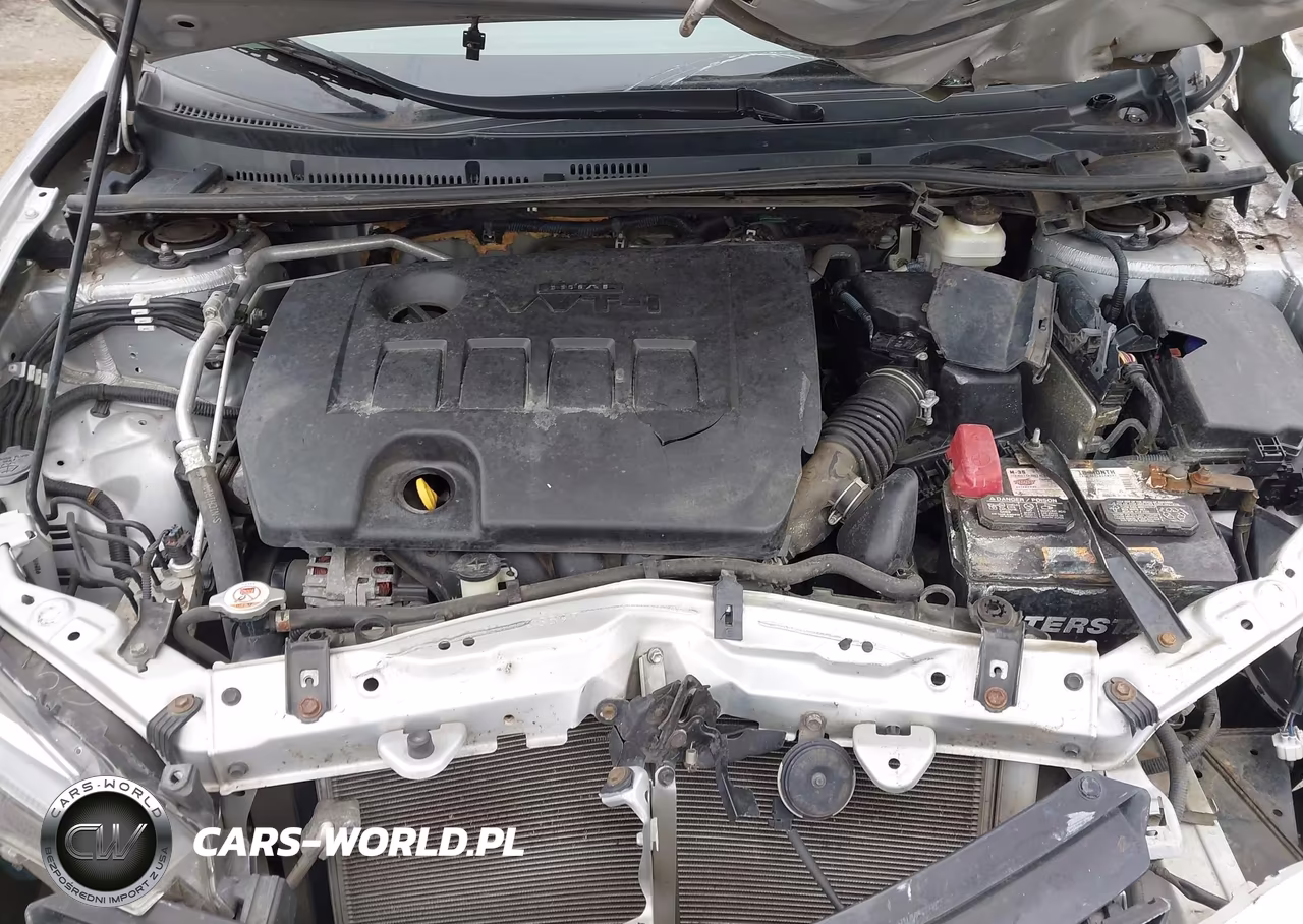2018 Toyota Corolla Le VIN:5YFBURHEXJP758971 - 10