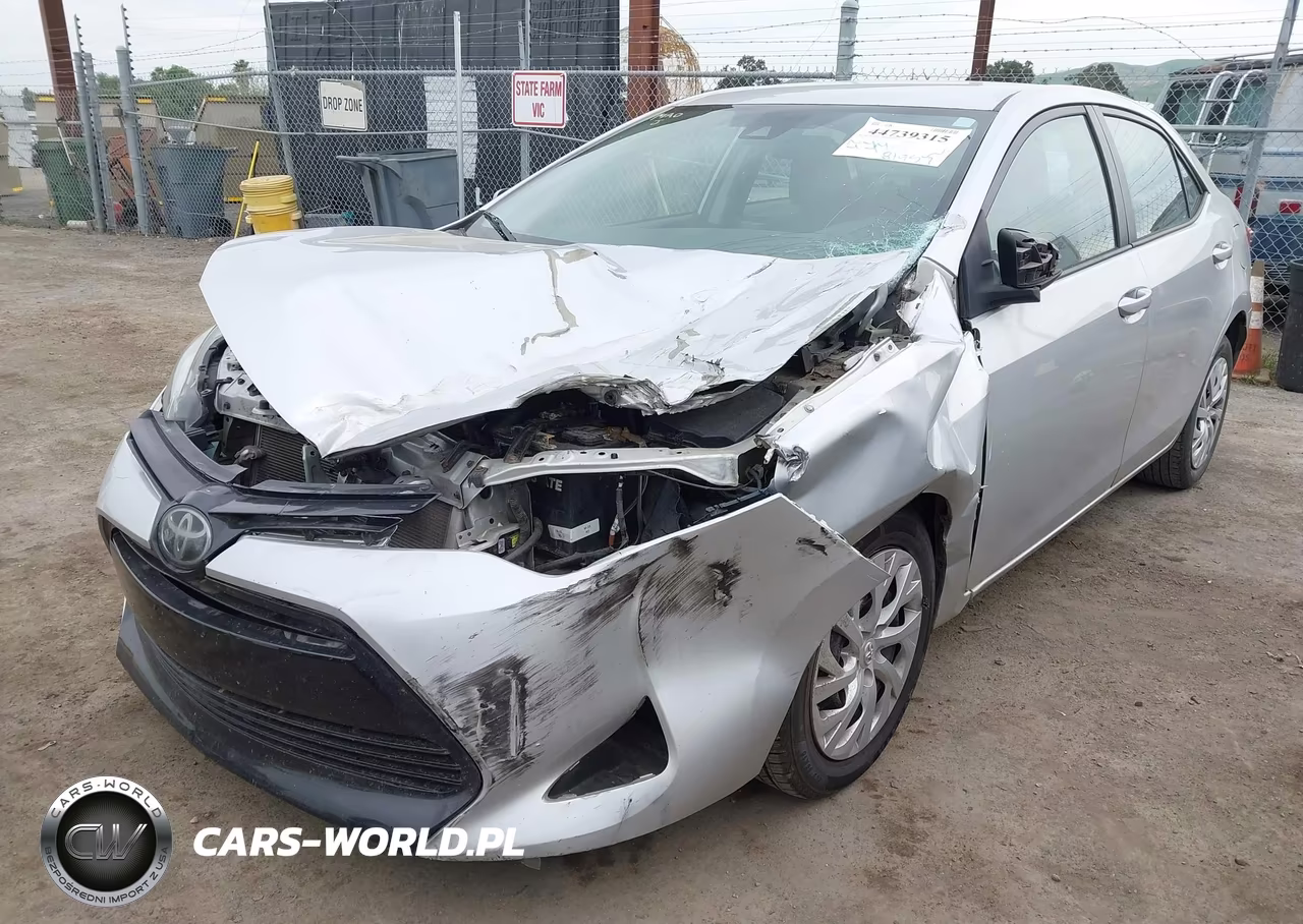 2018 Toyota Corolla Le VIN:5YFBURHEXJP758971 - 6