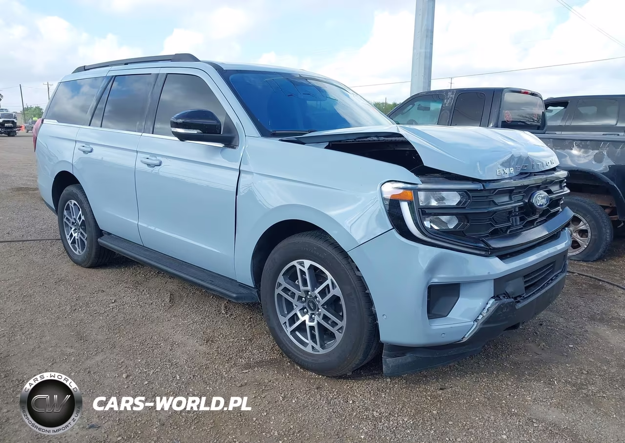 2025 Ford Expedition Active – zdjęcie 1 z 16